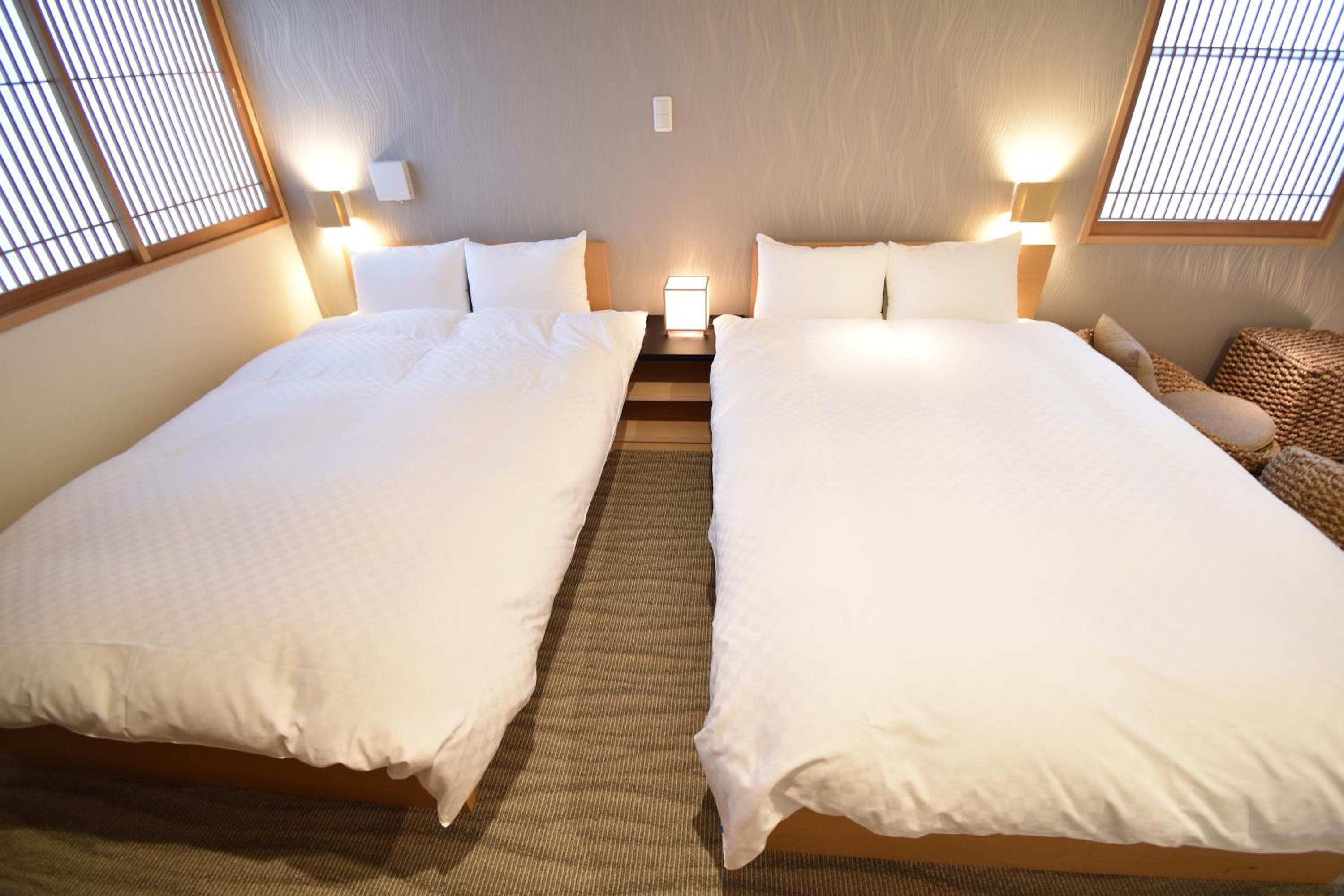 Deluxe Twin Room - Photo 8