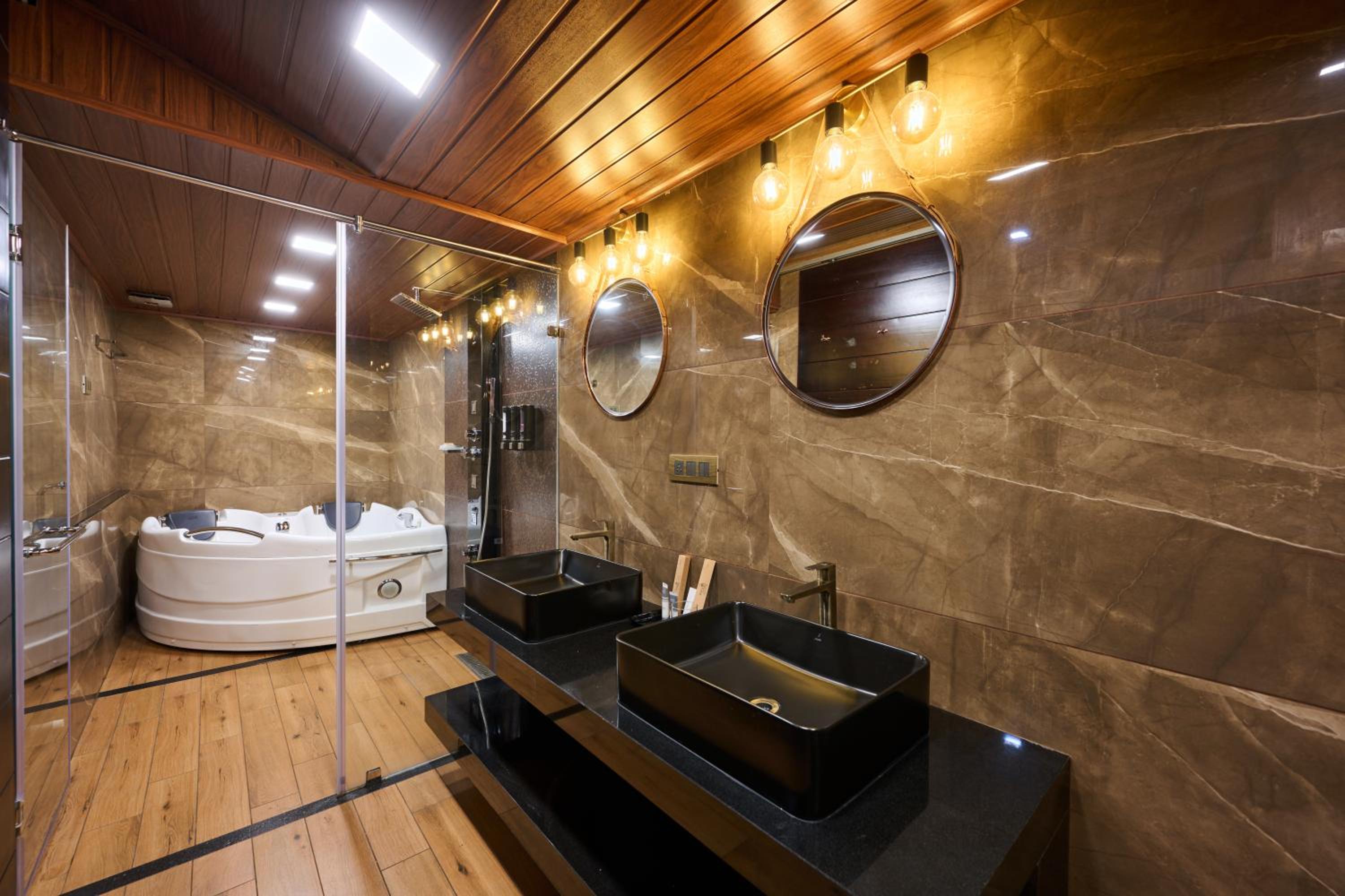Heritage jacuzzi Twin suite - Photo 2