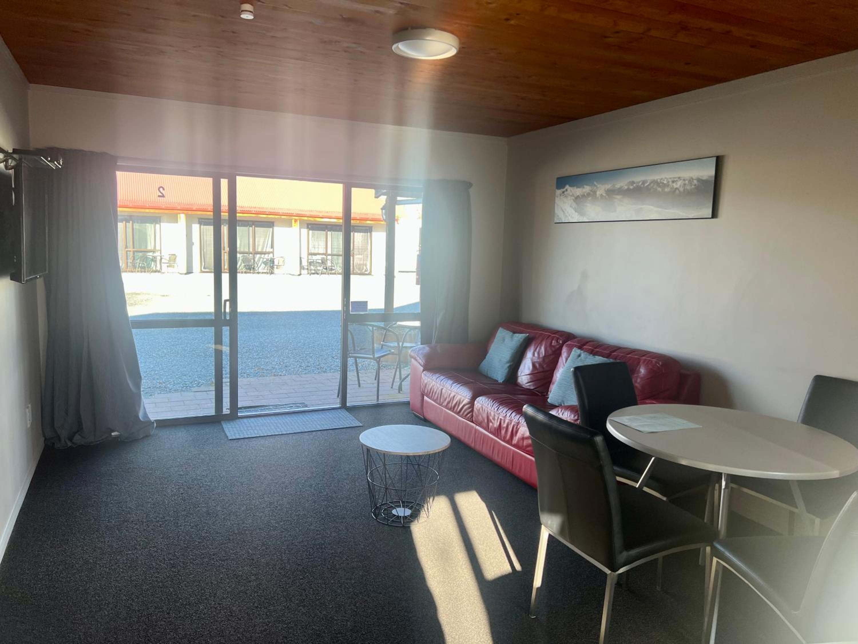 Two-Bedroom Apartment C photo 1