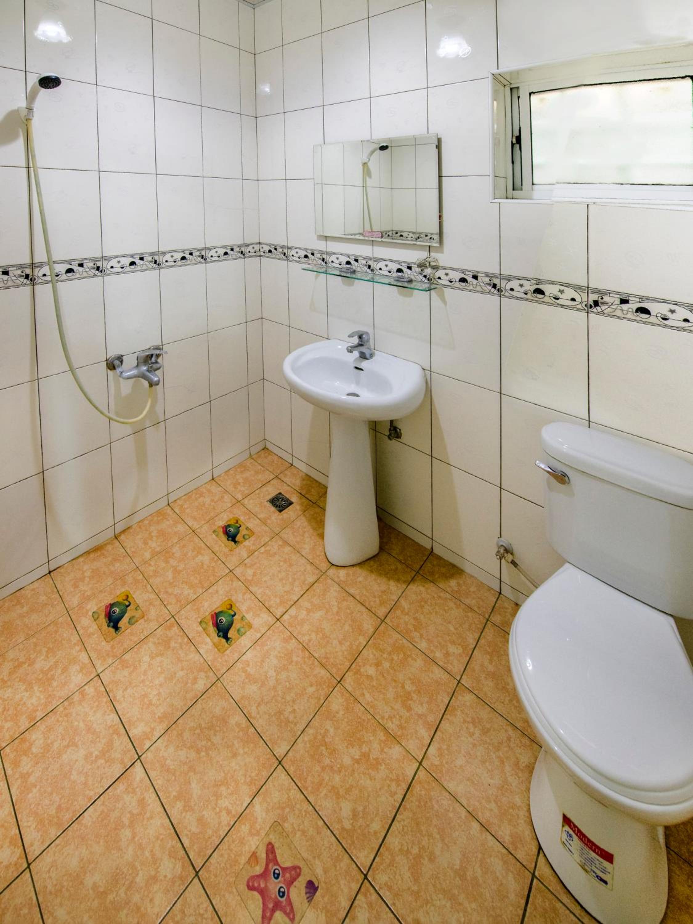 Double or Twin Room with Mountain View photo 2