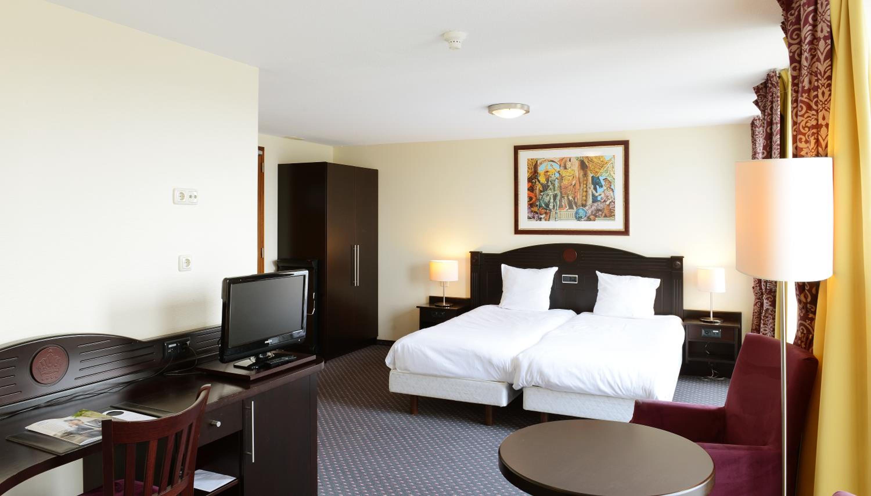 Deluxe Twin Room - Photo 3