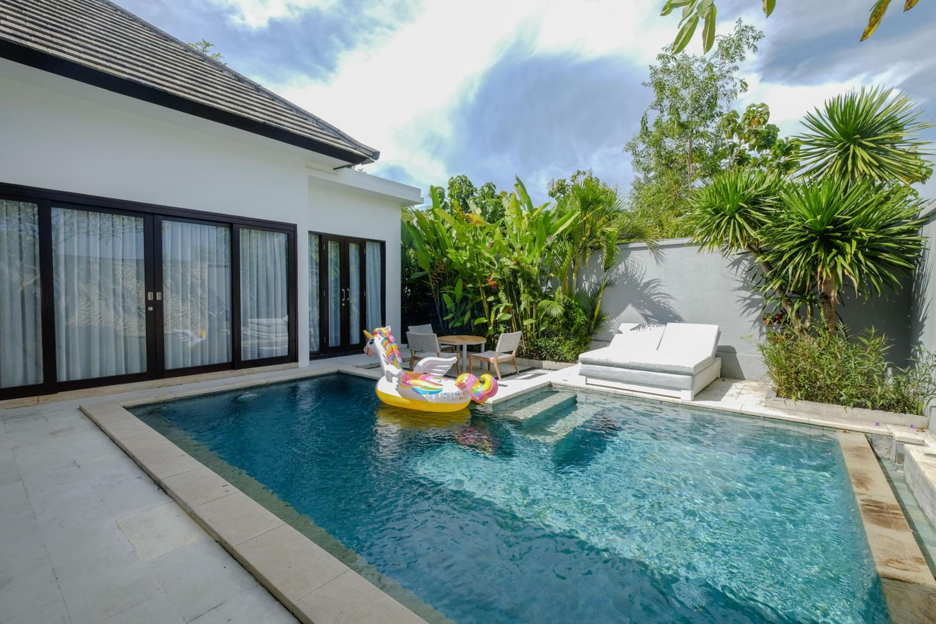 Two-Bedroom Pool Villa with Free Benefits photo 2