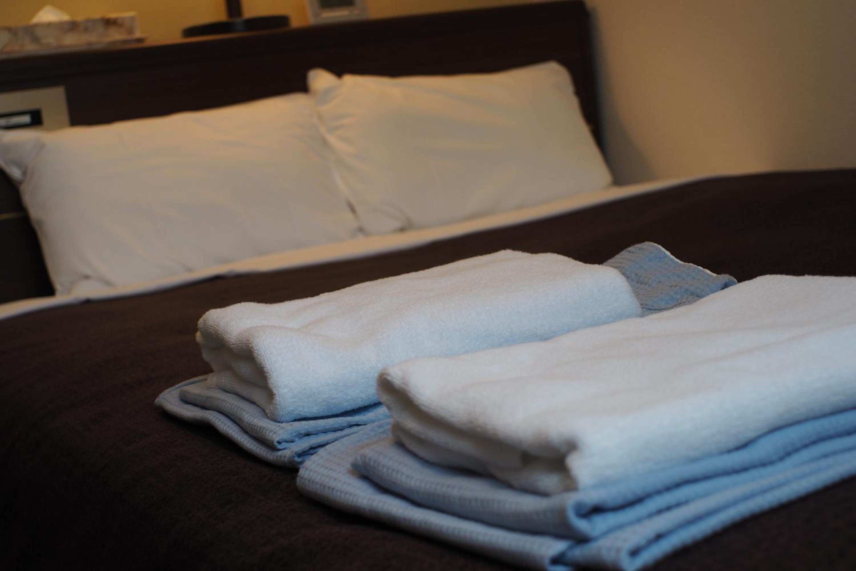 Double Room - Non-Smoking - Photo 6