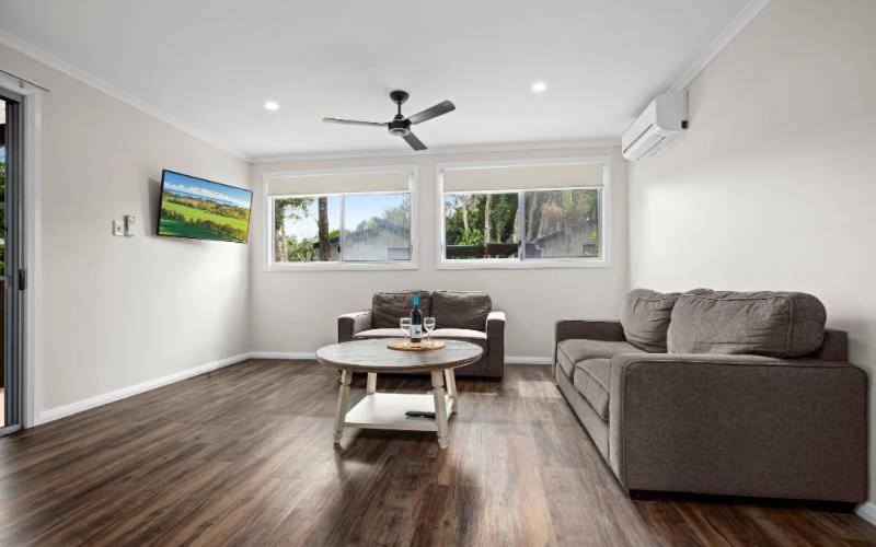 Luxury Villa – Two Bedroom 5PPL (Not Pet Friendly) photo 1