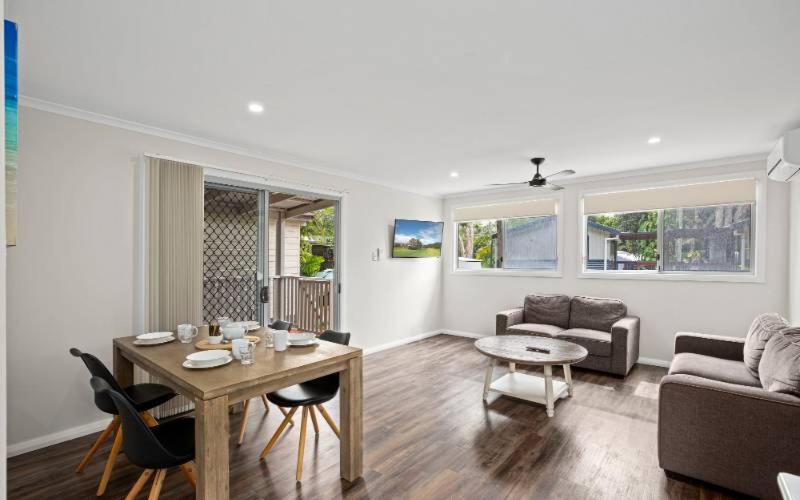 Luxury Villa – Two Bedroom 5PPL (Not Pet Friendly) photo 3