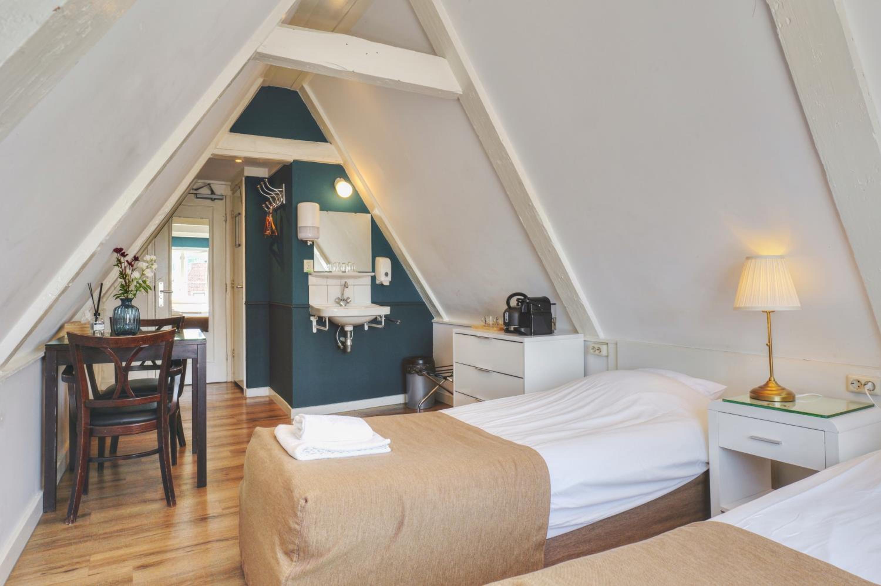 Twin Room photo 1