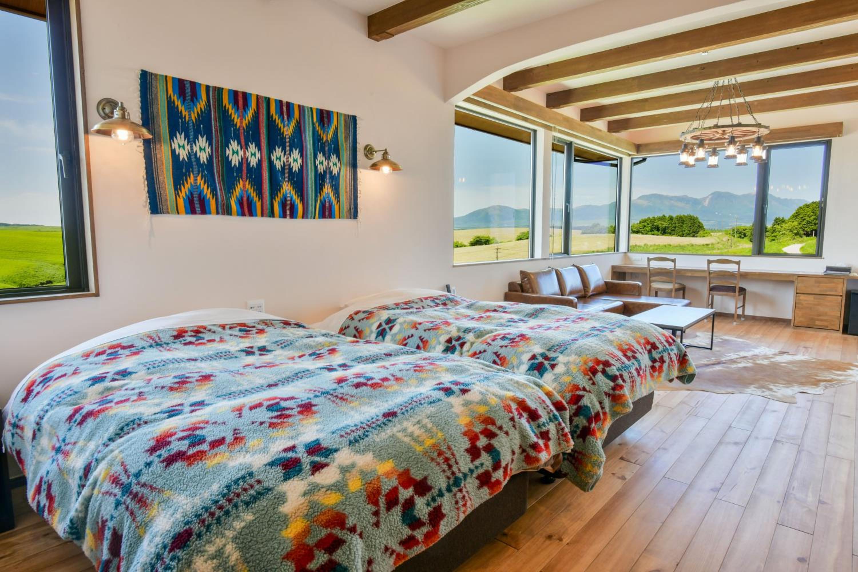 Twin Room with Private Bathroom and Akaushi Hamburger Steak Dinner