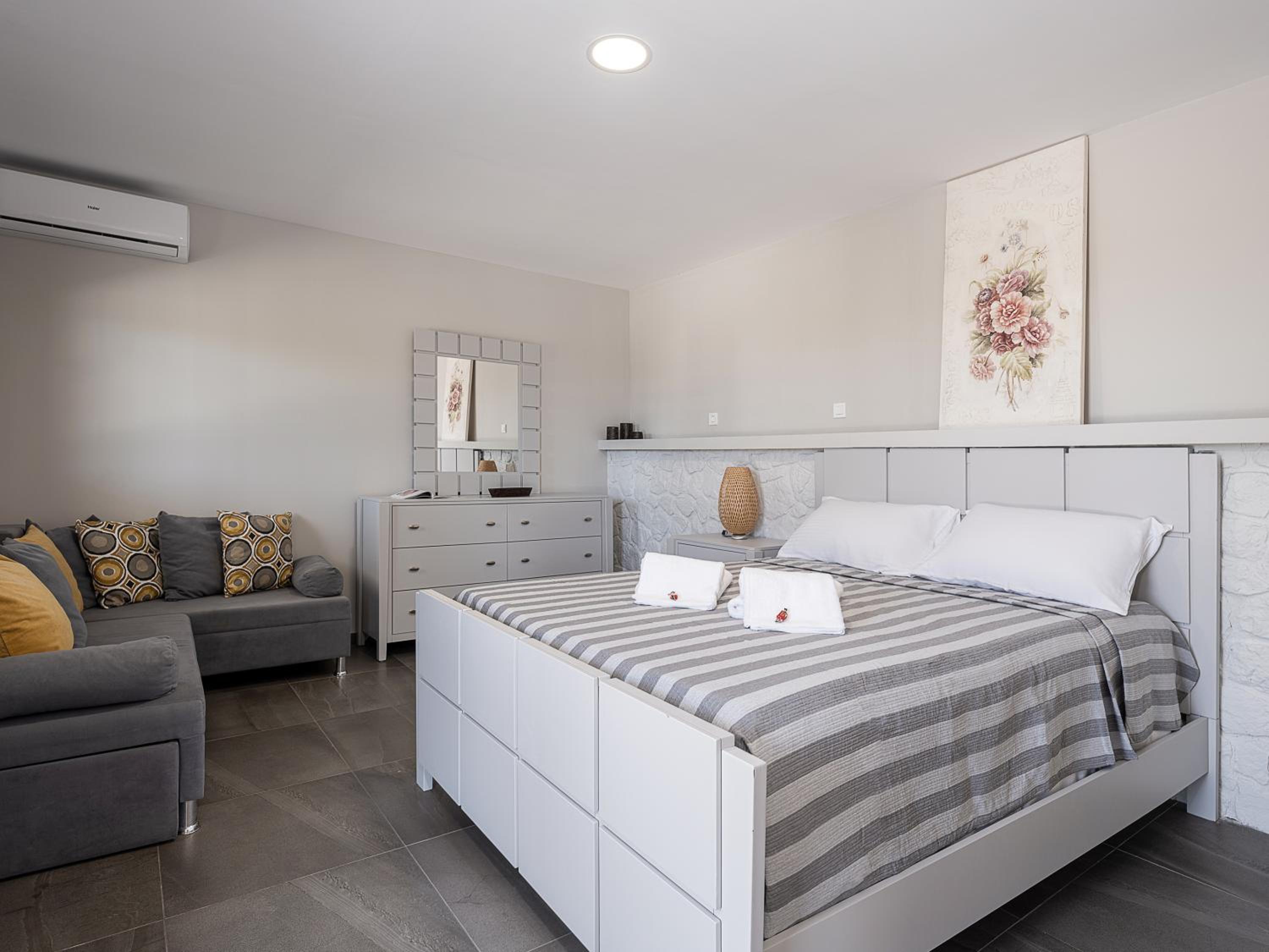 Two-Bedroom House photo 1