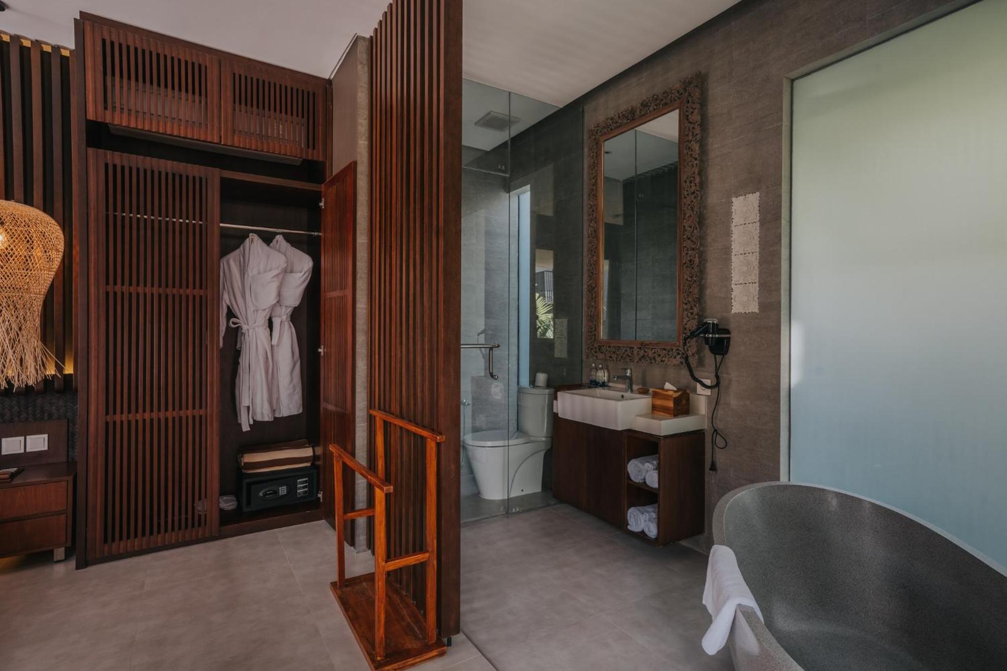Two Storey Two-Bedroom Pool Villa - Photo 6