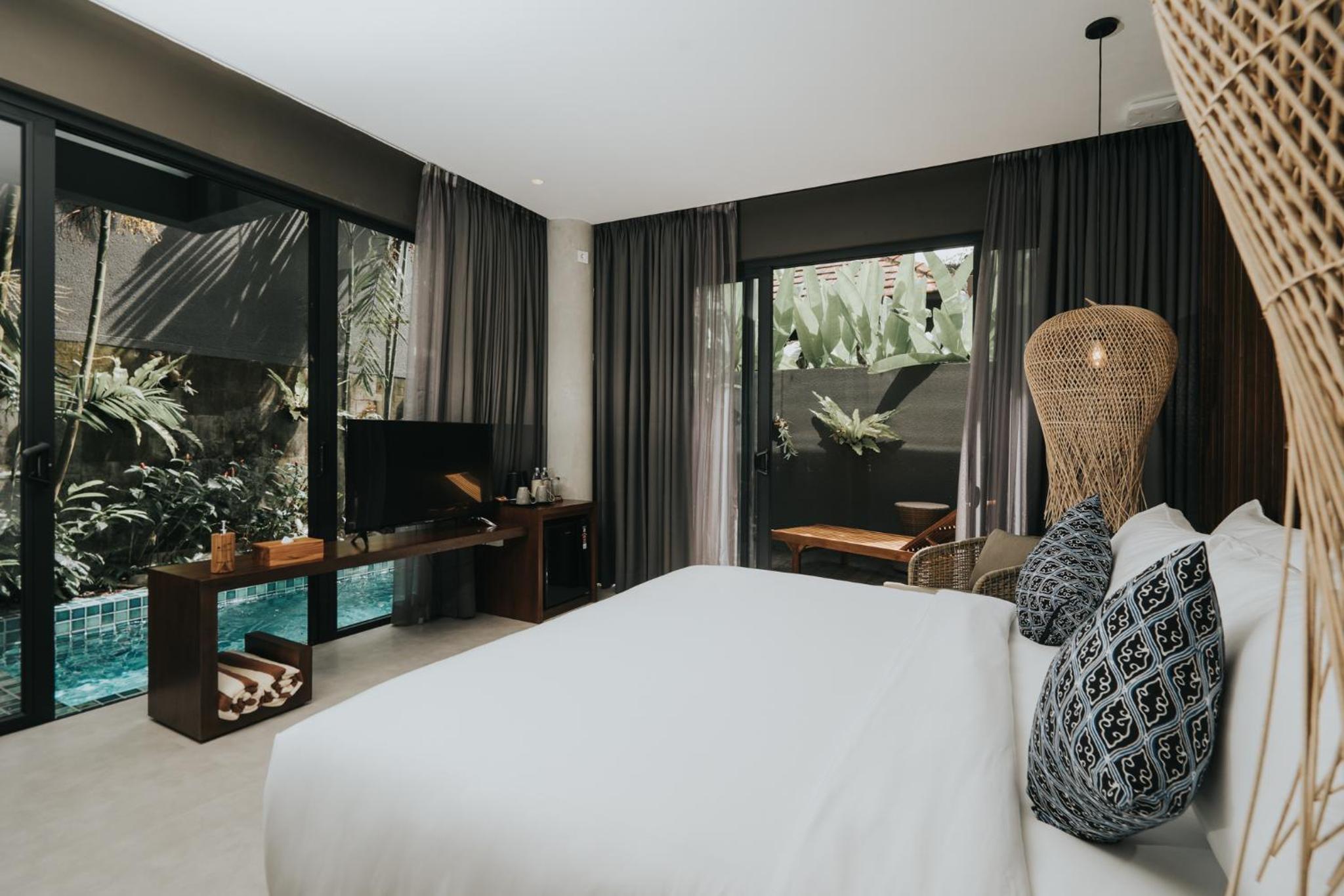 Two Storey Two-Bedroom Pool Villa - Photo 3
