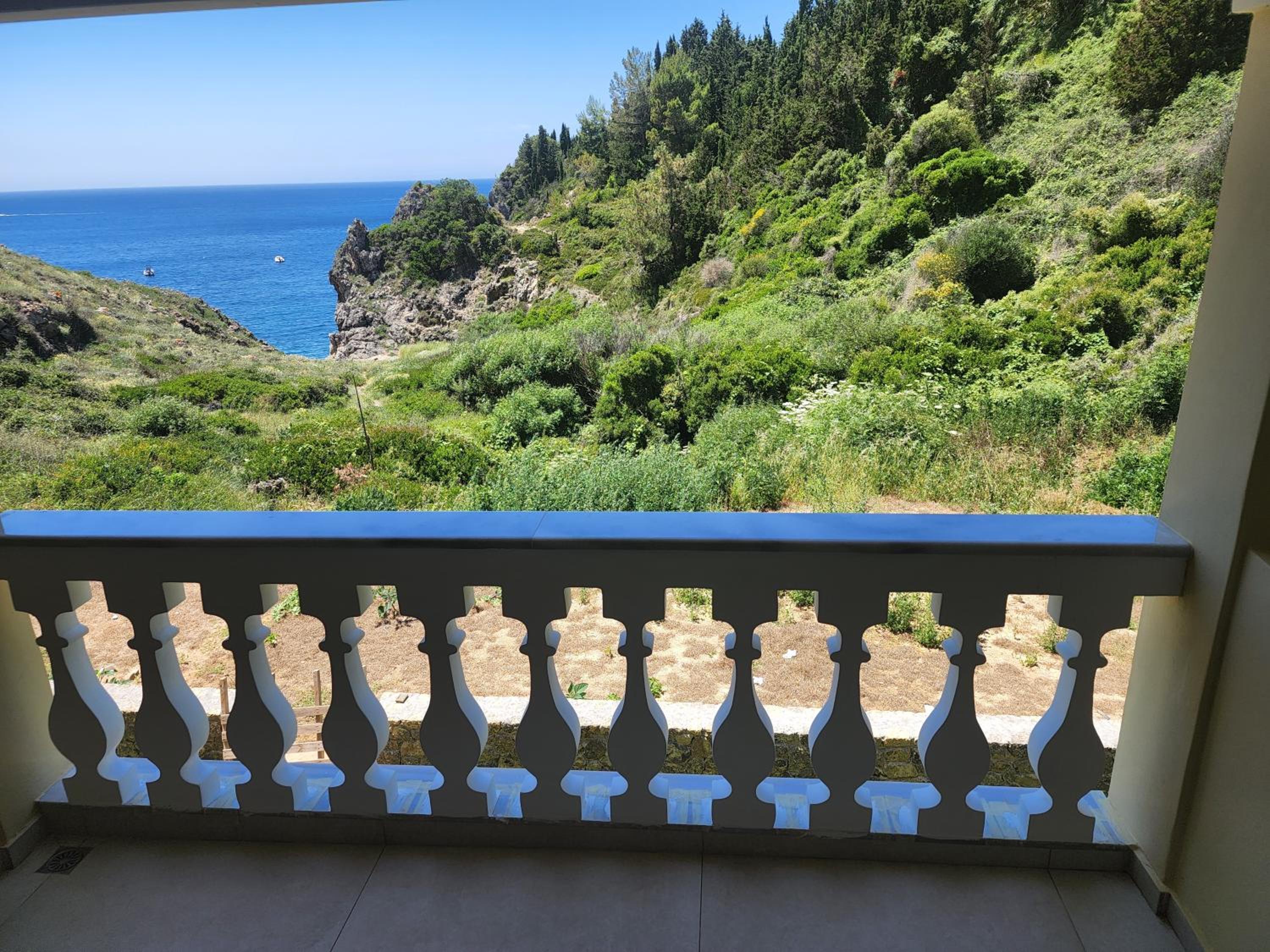 Family Room with Sea View photo 2