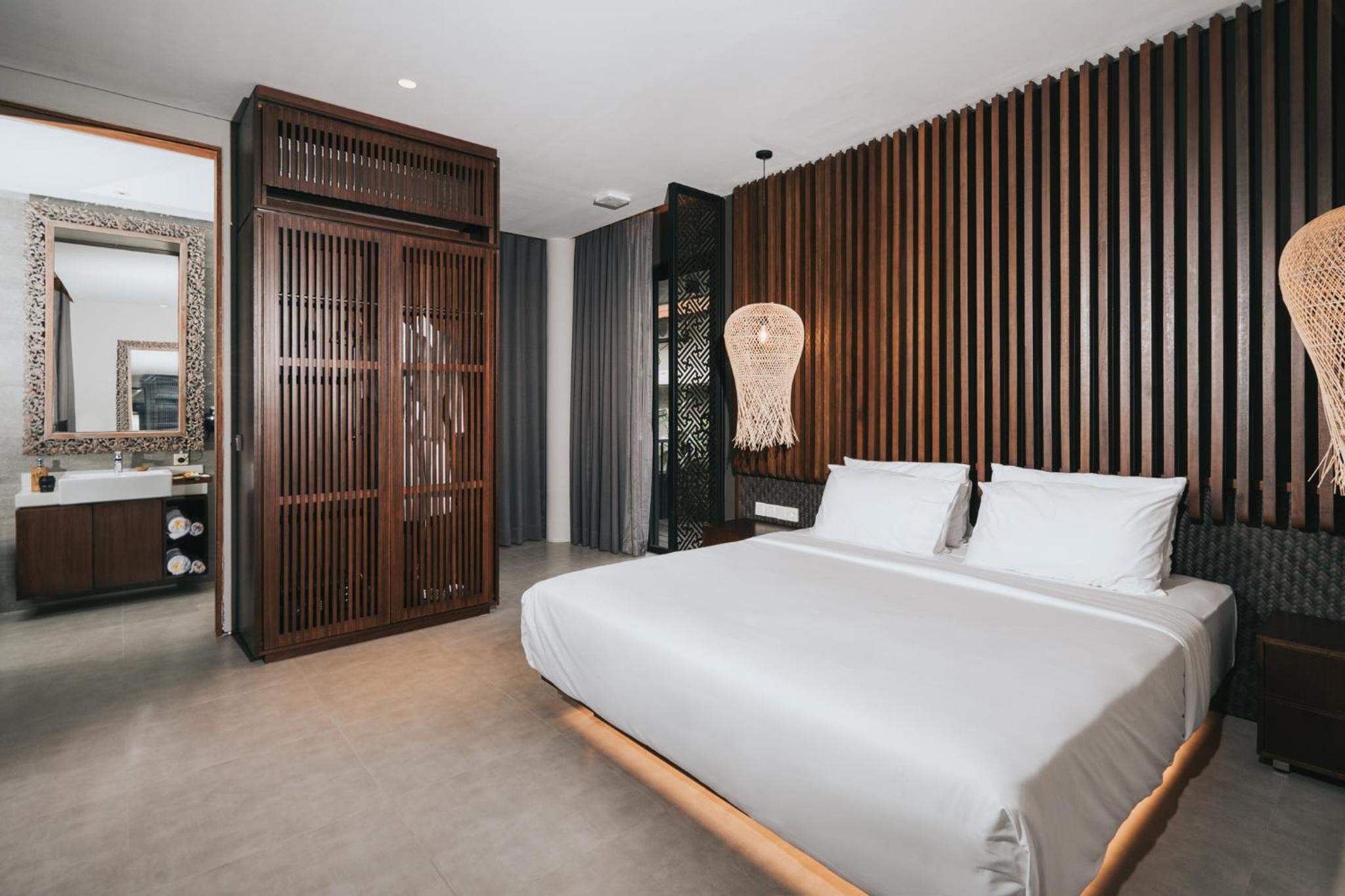 One-Bedroom Villa with Living Room - Photo 7