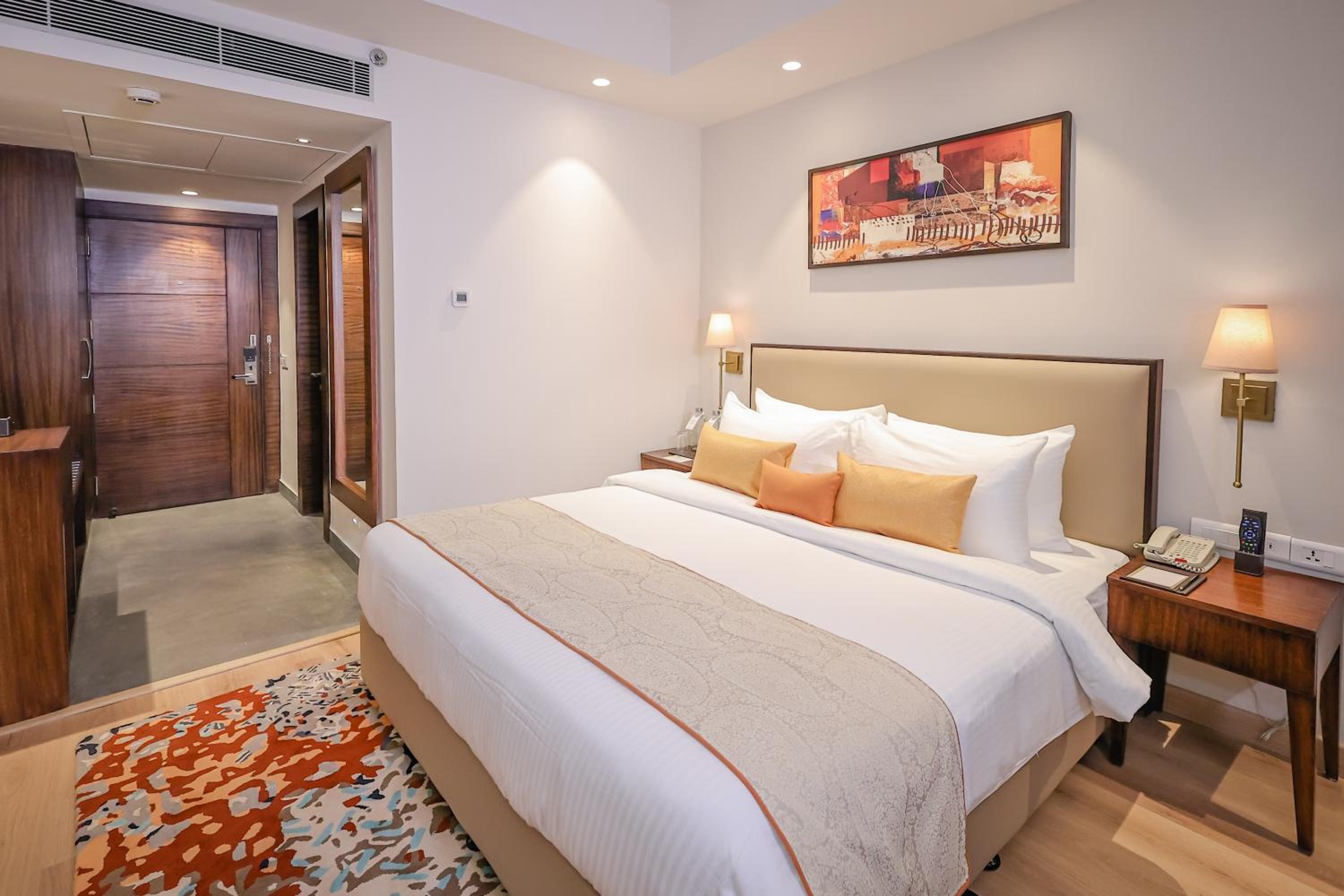 Executive Double Room - Enjoy Happy Hours with 2+1 offer Timing - 3 pm - 7 Pm