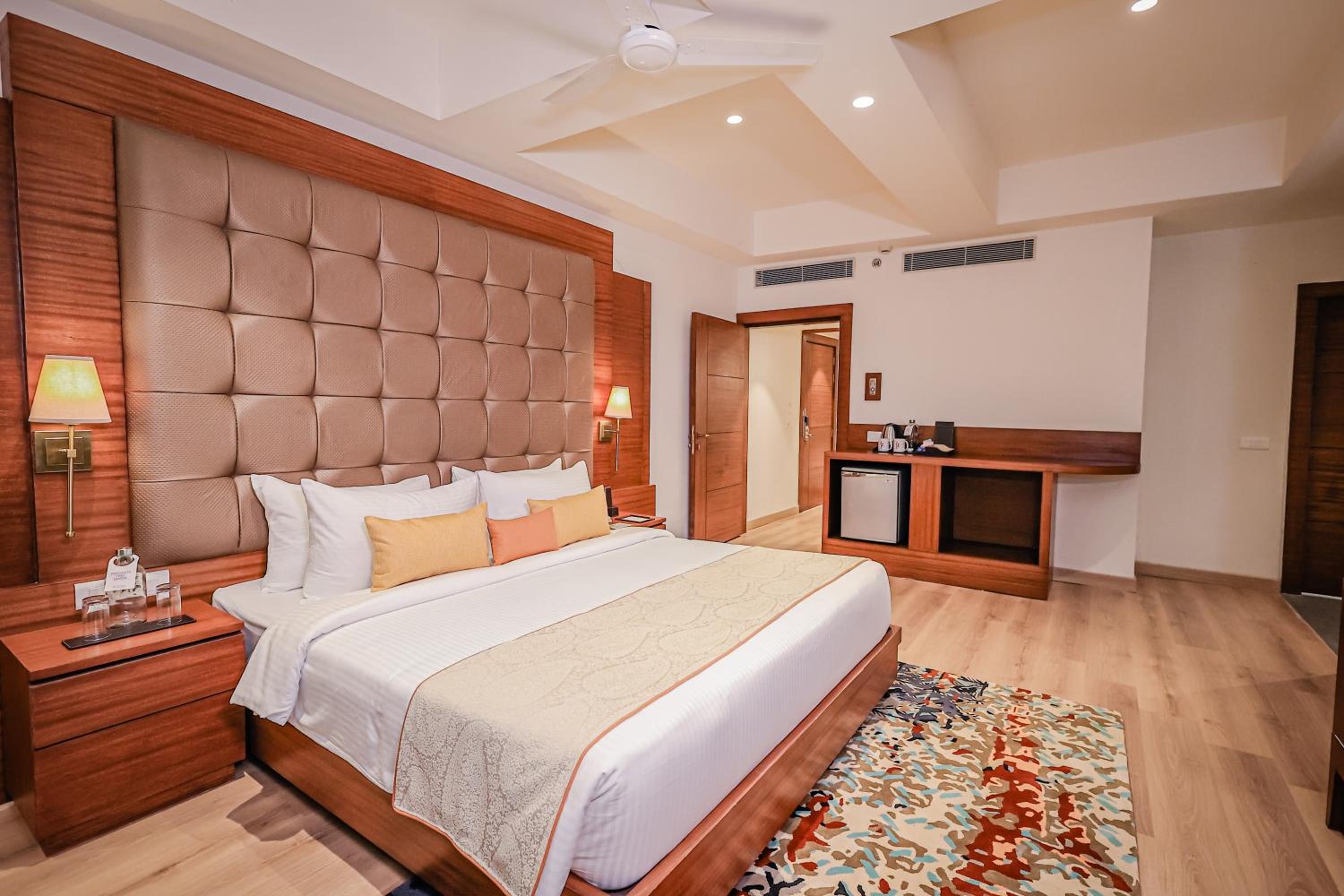 Suite Room - Enjoy Happy Hours with 2+1 offer Timing - 3 pm - 7 Pm