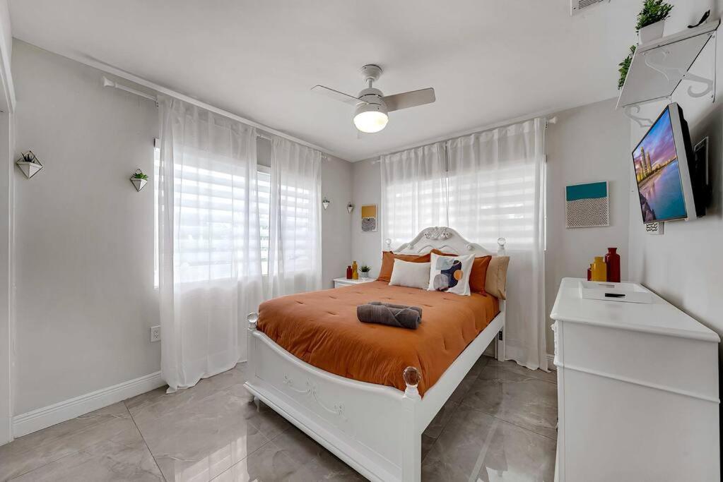 Four-Bedroom House photo 1