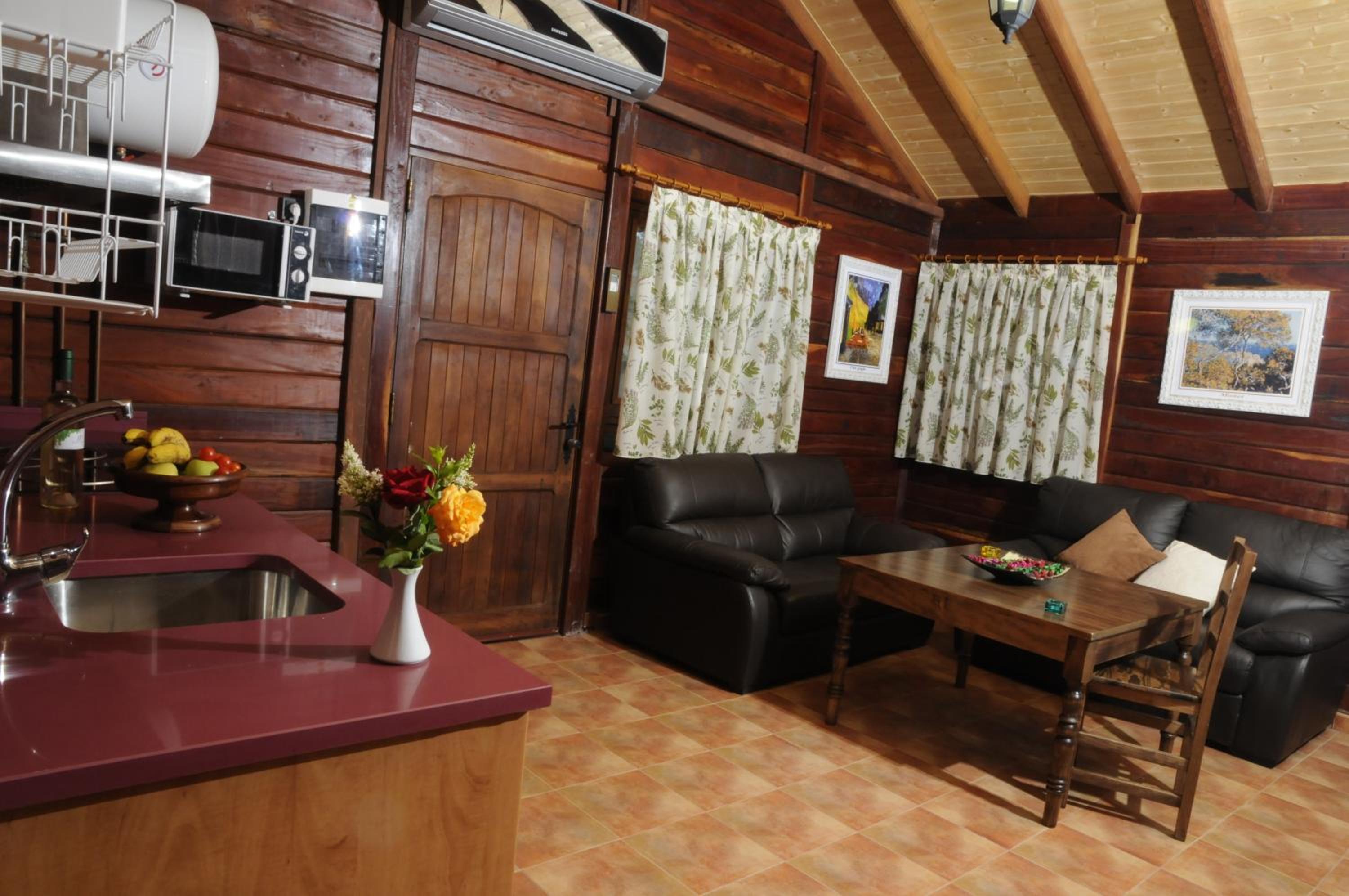 Standard Bungalow photo 2