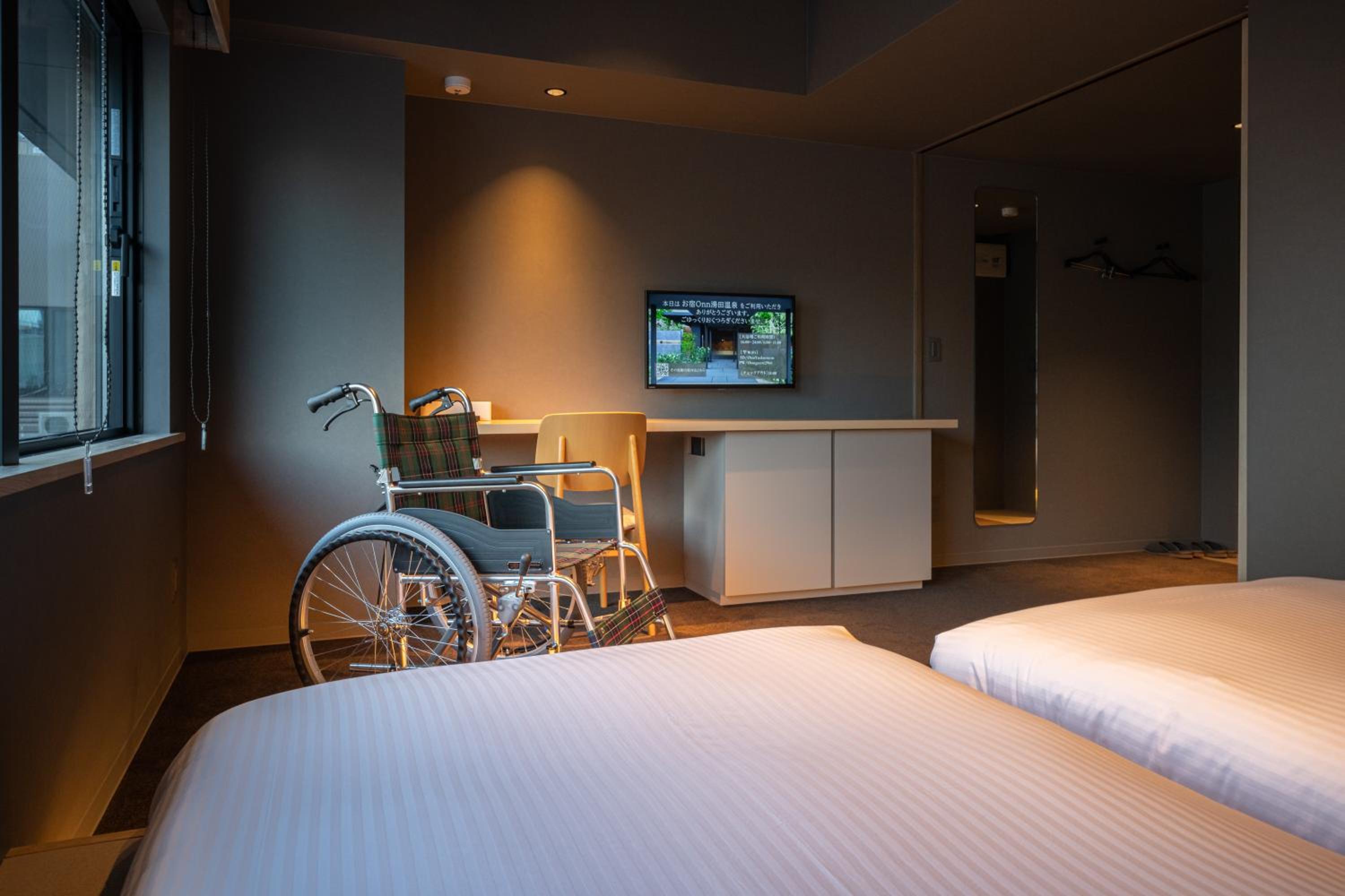Universal Twin Room - Non-Smoking - Photo 3