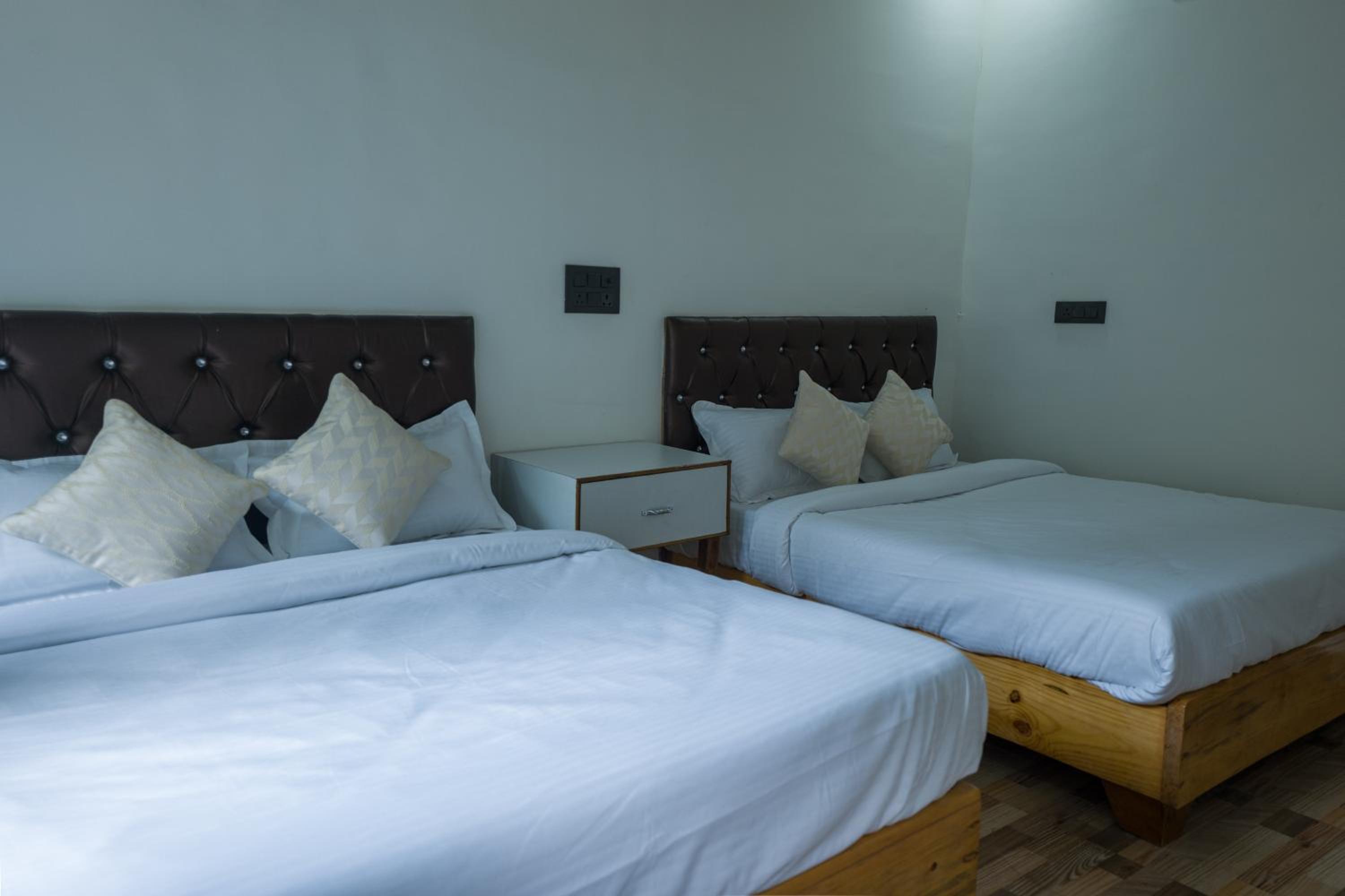 Luxury Quadruple Room - Photo 2