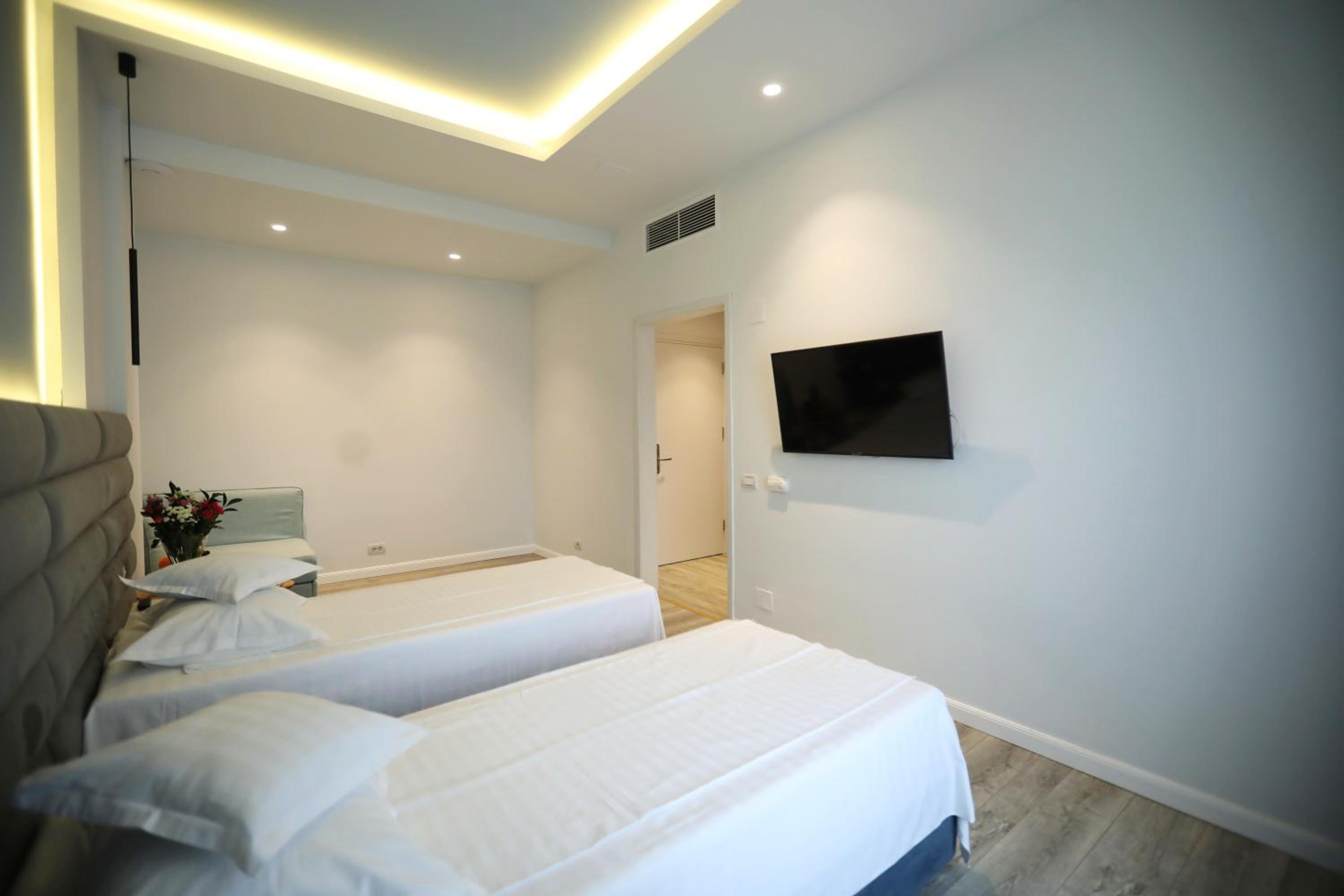 Standard Twin Room with Balcony photo 1