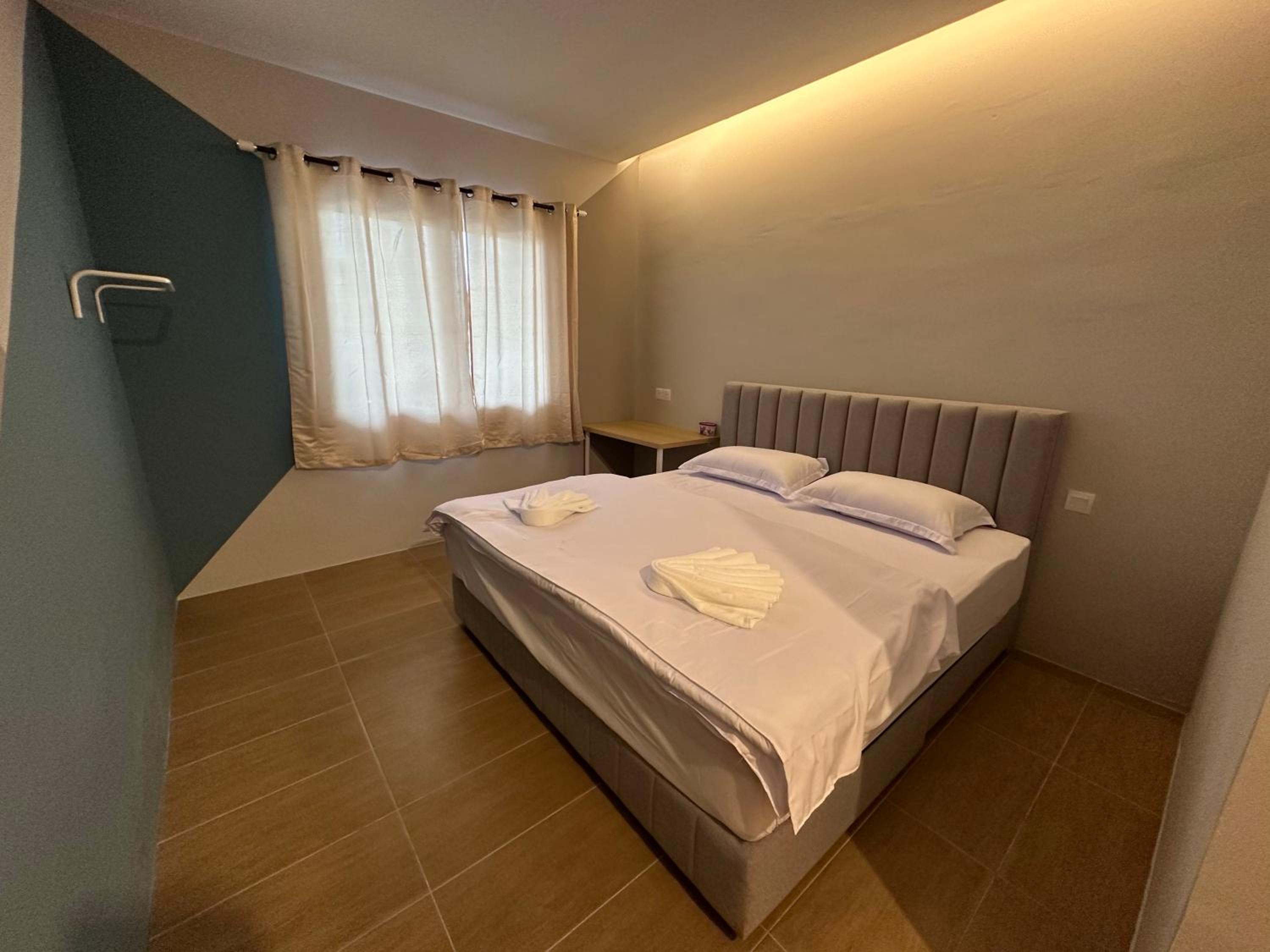 Two-Bedroom Suite - Photo 2