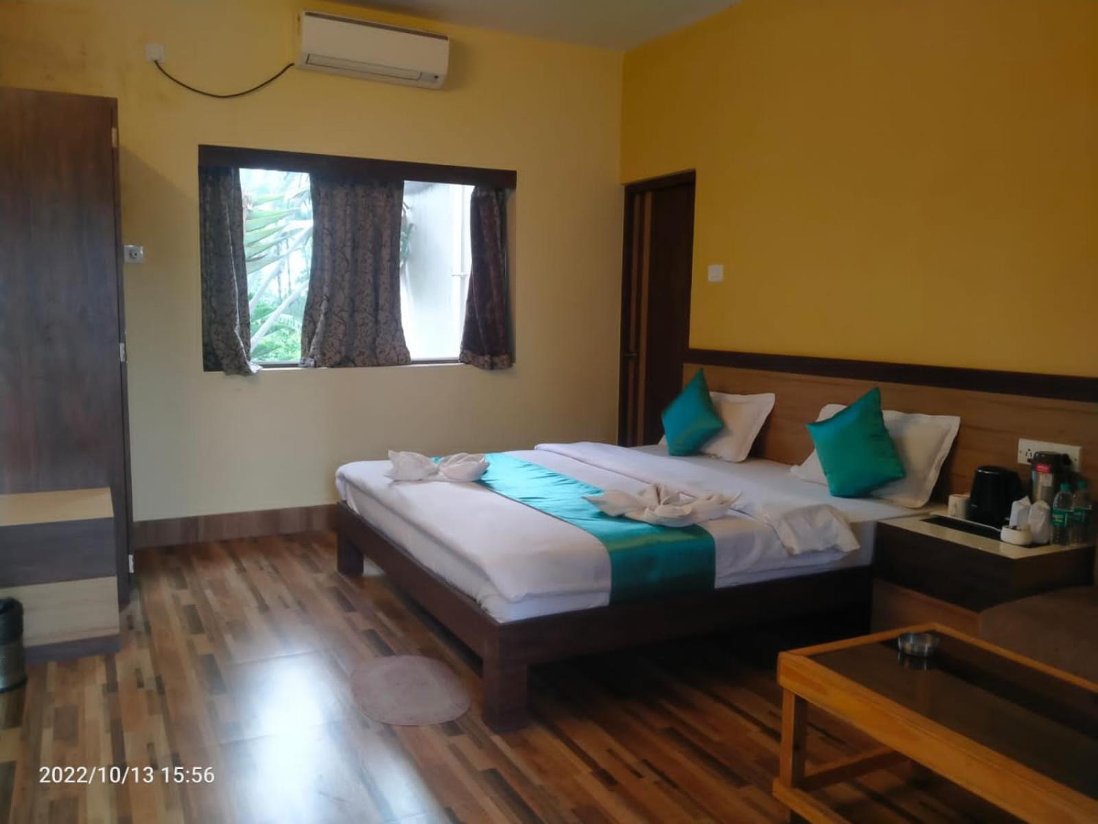 Double Room with Garden View - Photo 13