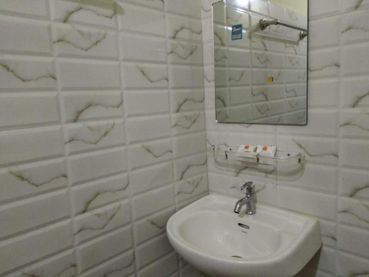 Deluxe Double Room - Photo 7