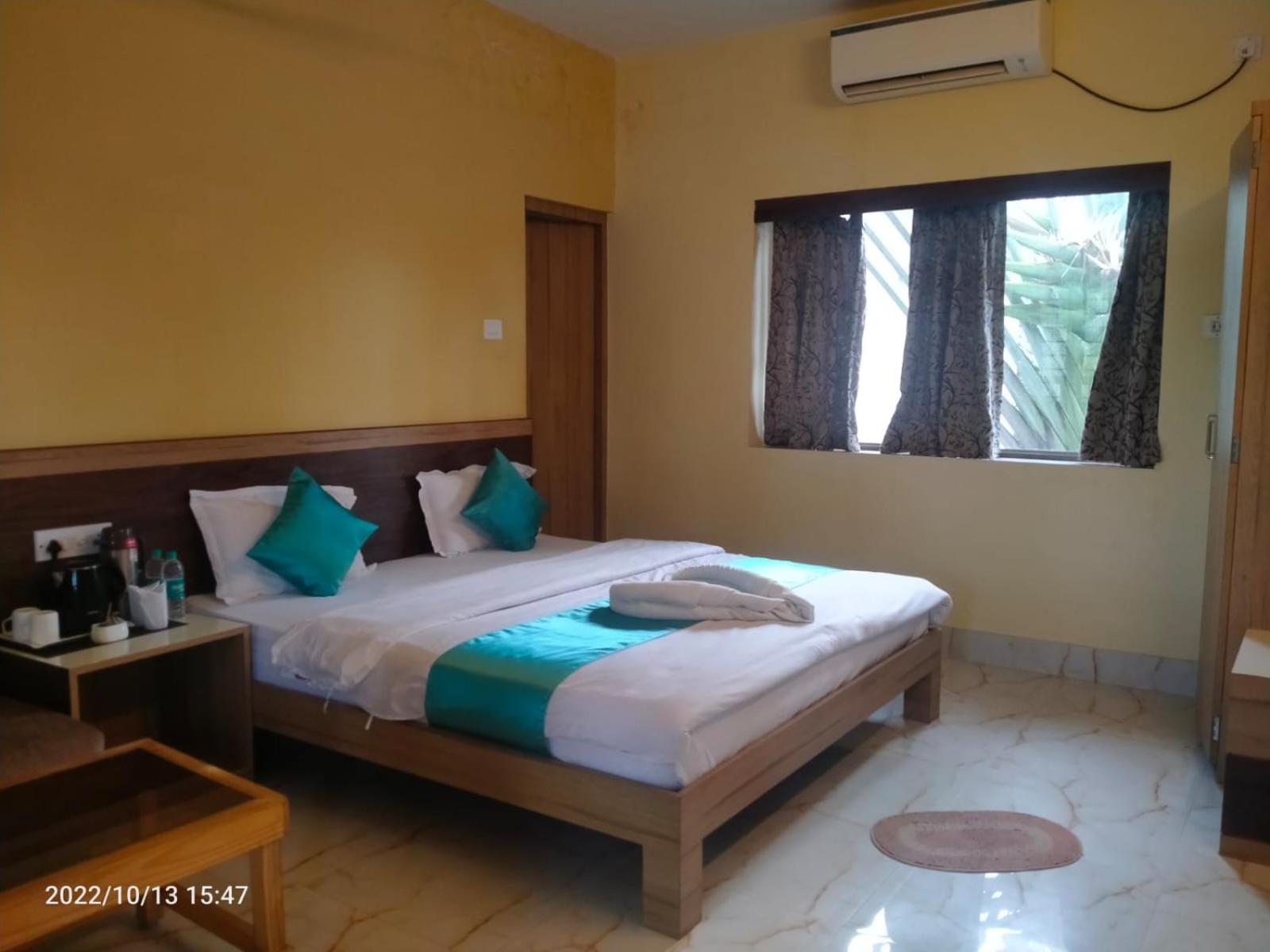Double Room with Garden View - Photo 5
