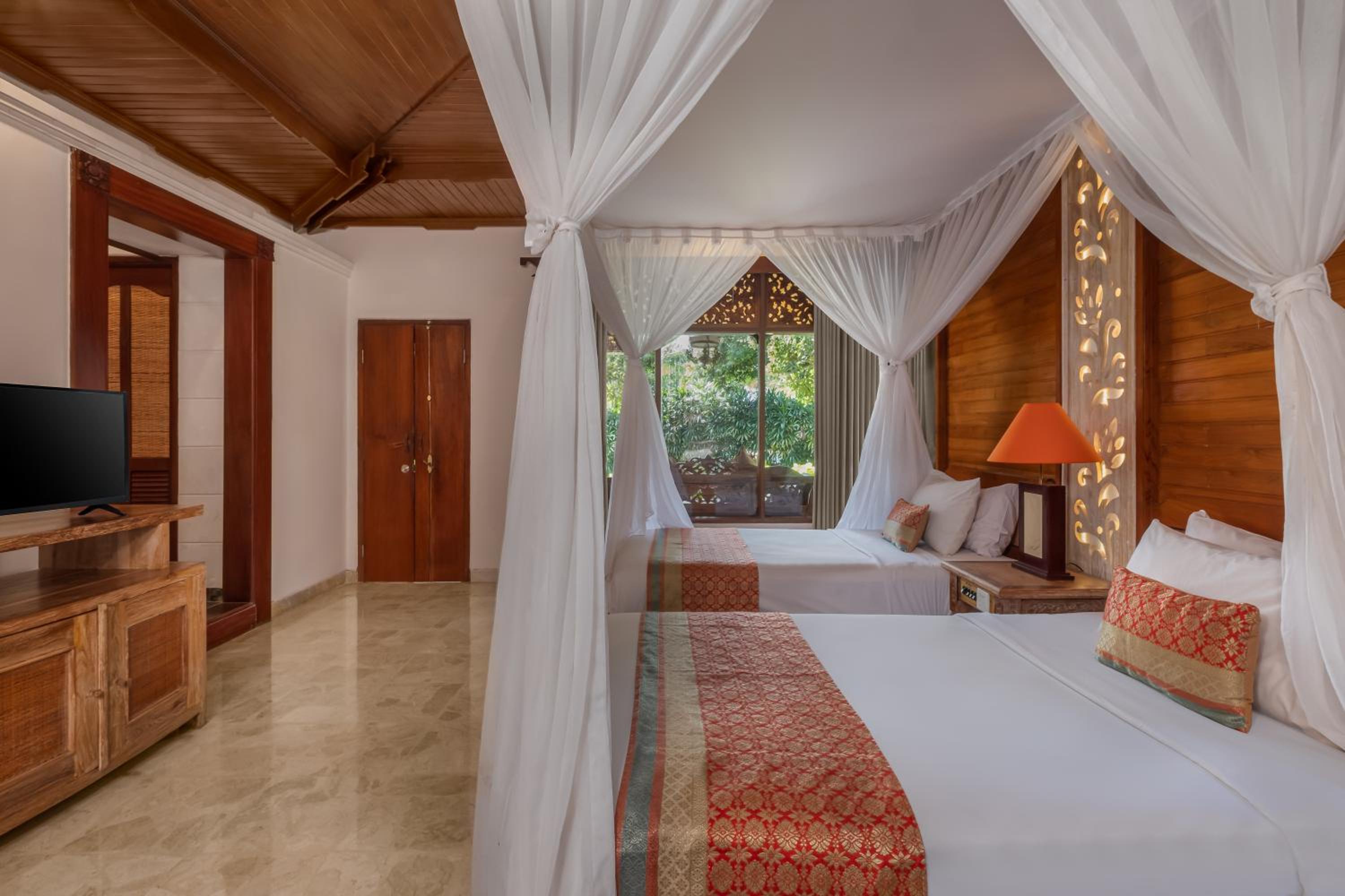 Deluxe Bungalow - Photo 4