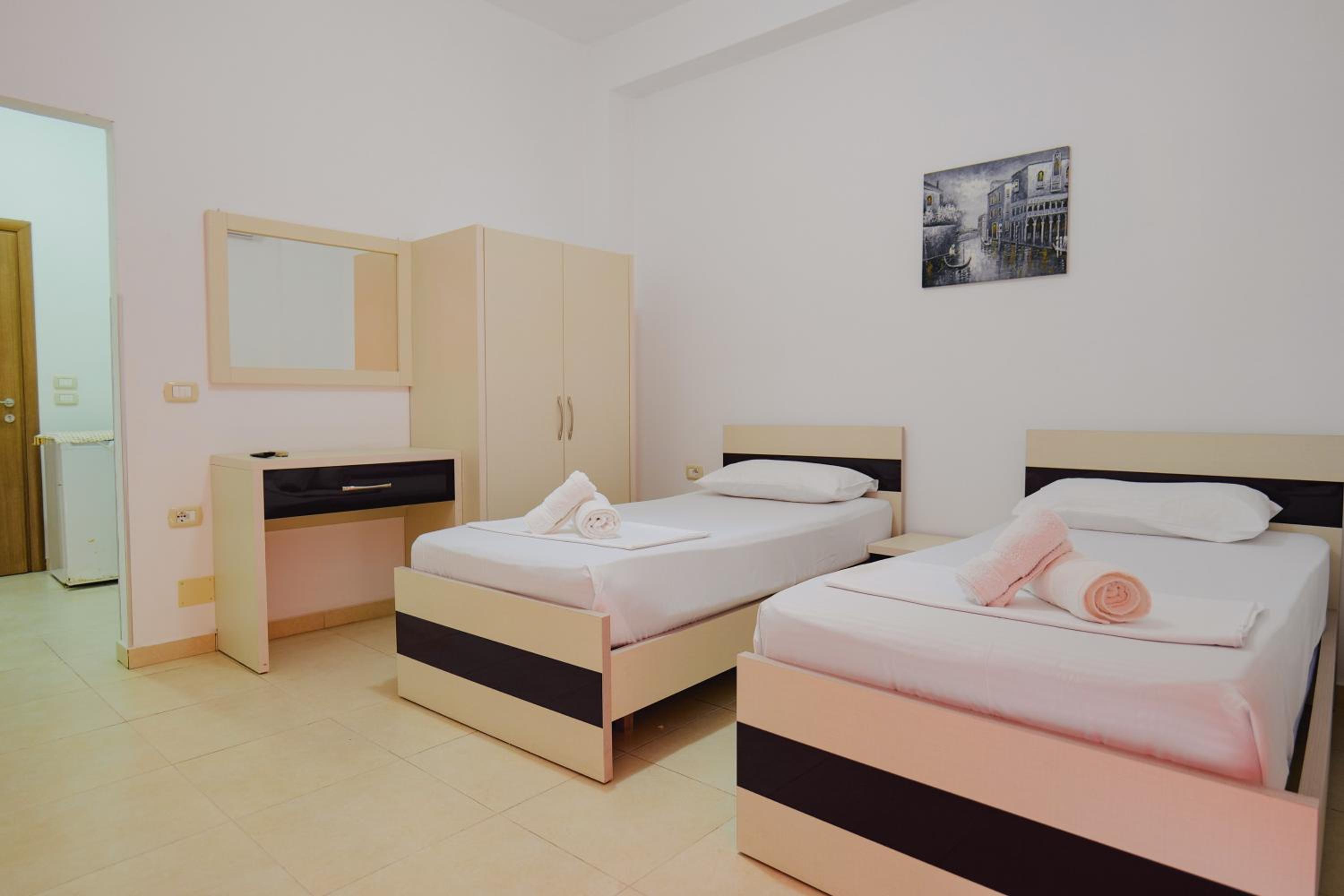 Twin Room with Sea View photo 1