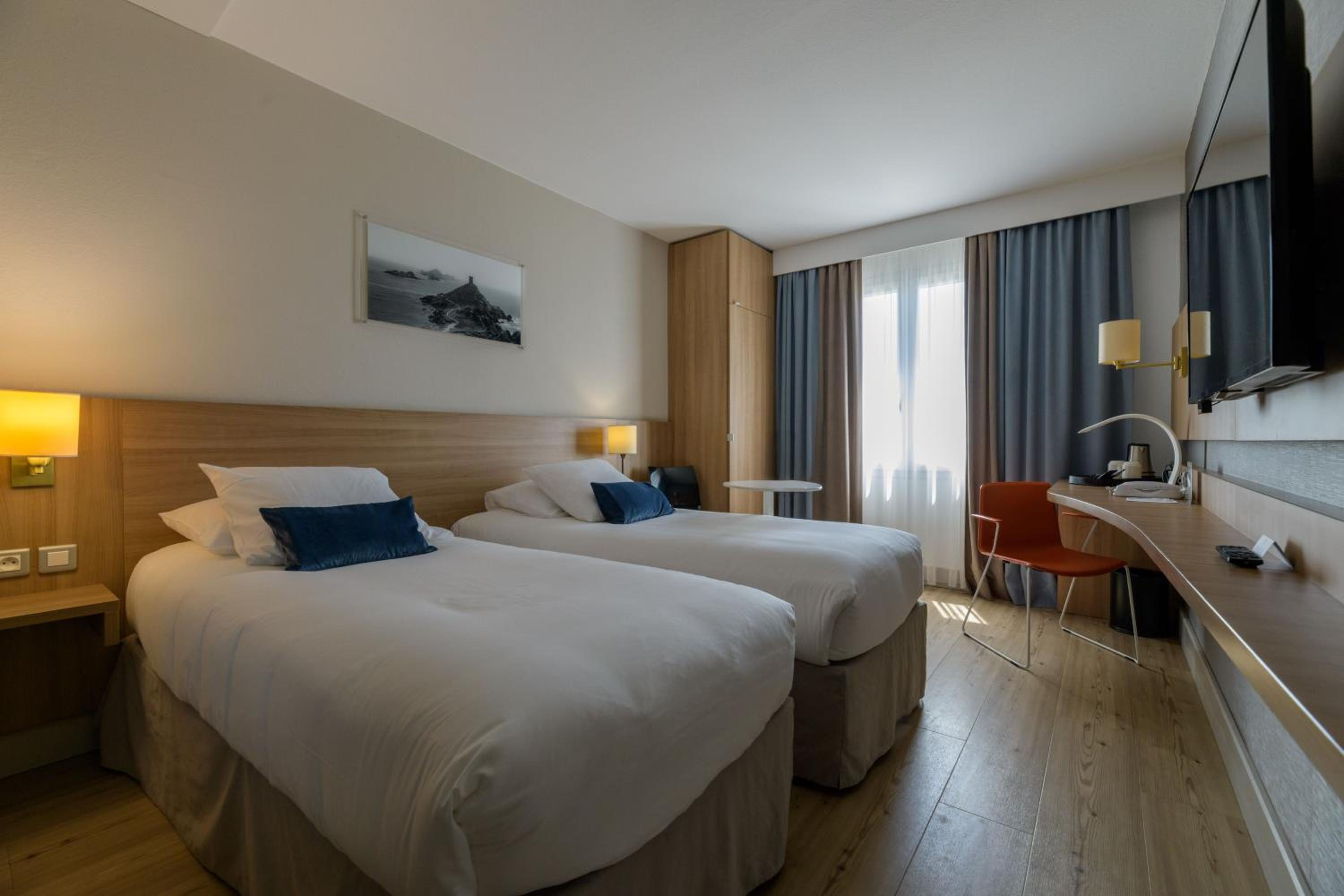 Comfort King Room - Photo 7