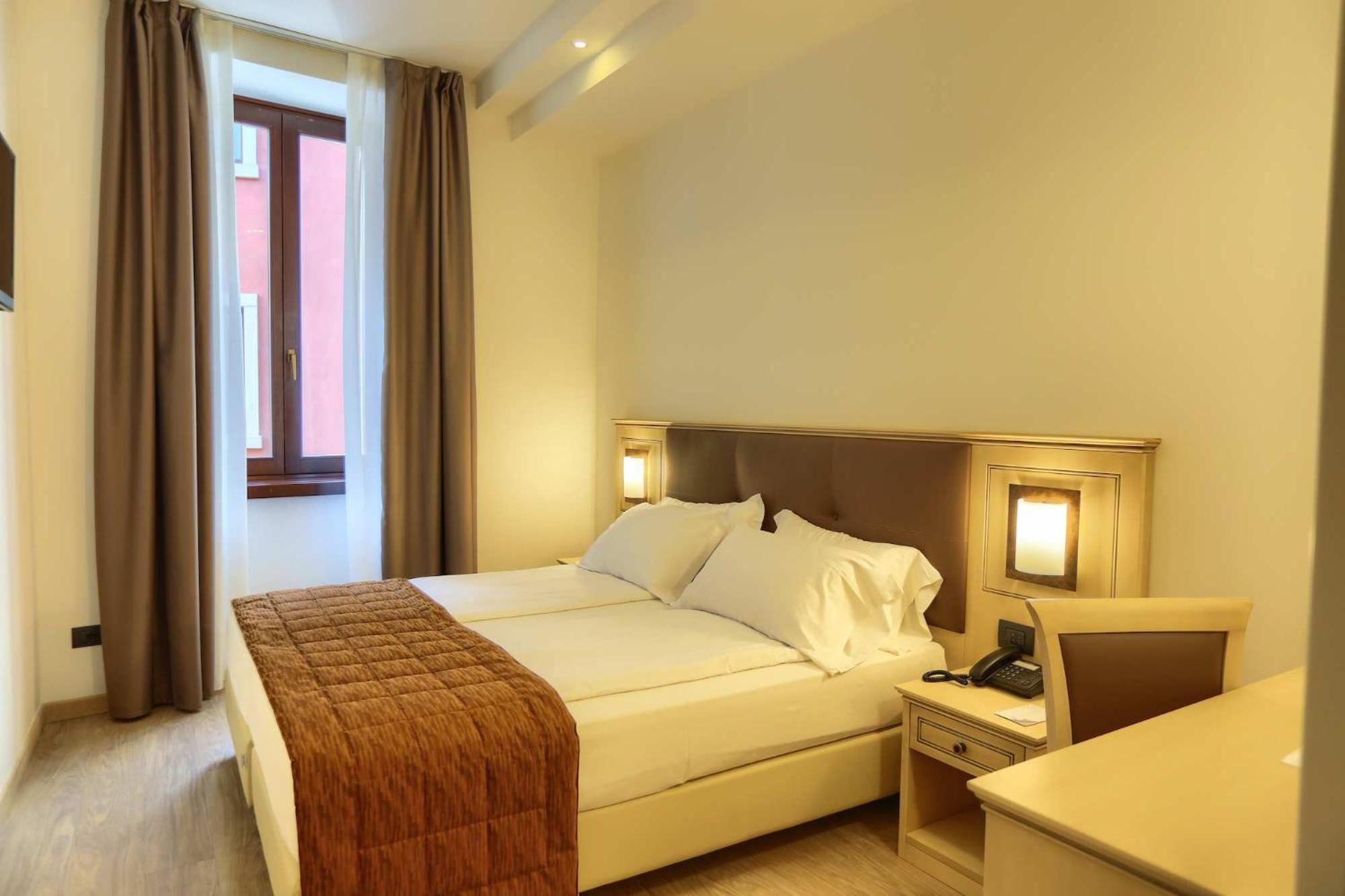 Budget Double or Twin Room photo 2