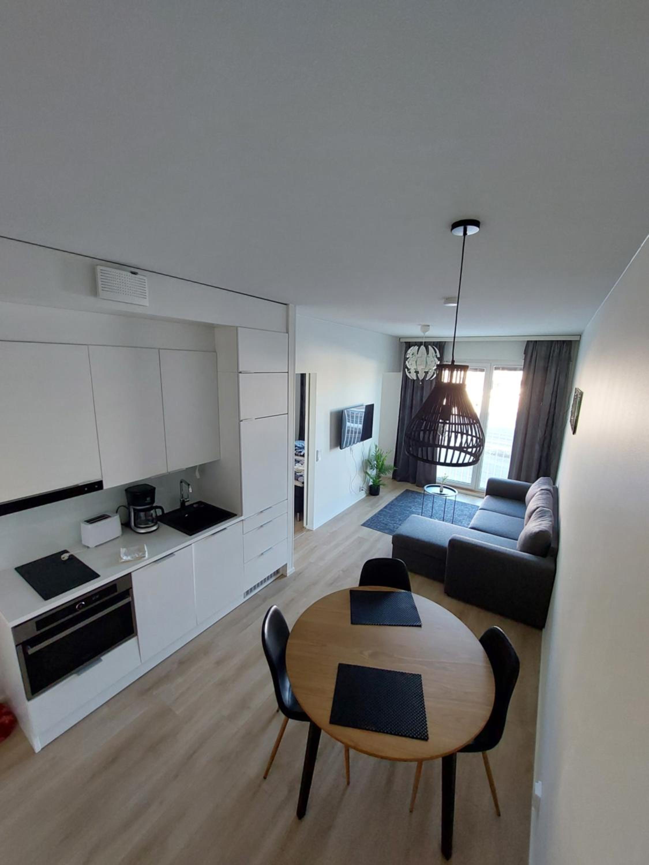 One-Bedroom Apartment