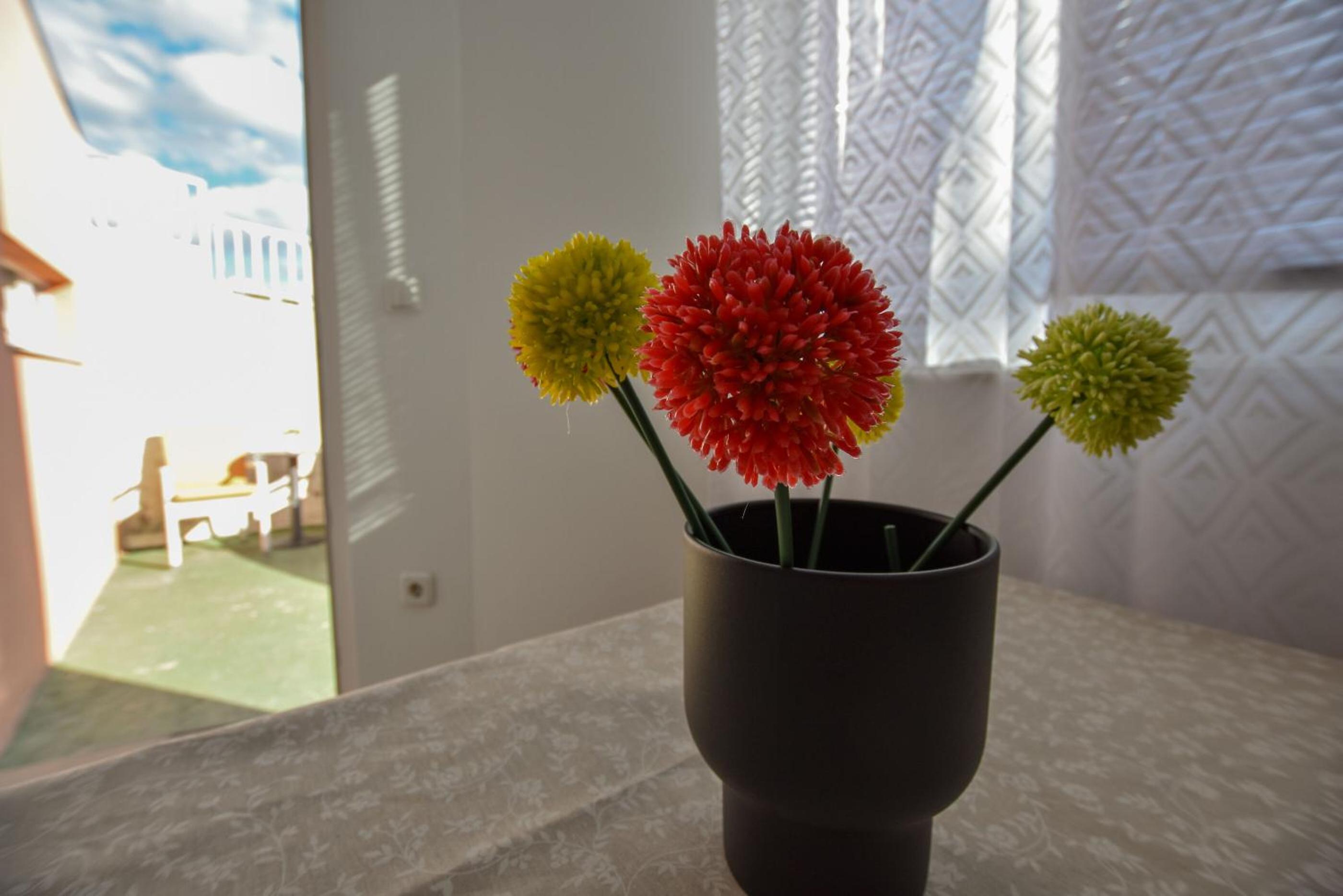 One-Bedroom Apartment - Photo 15