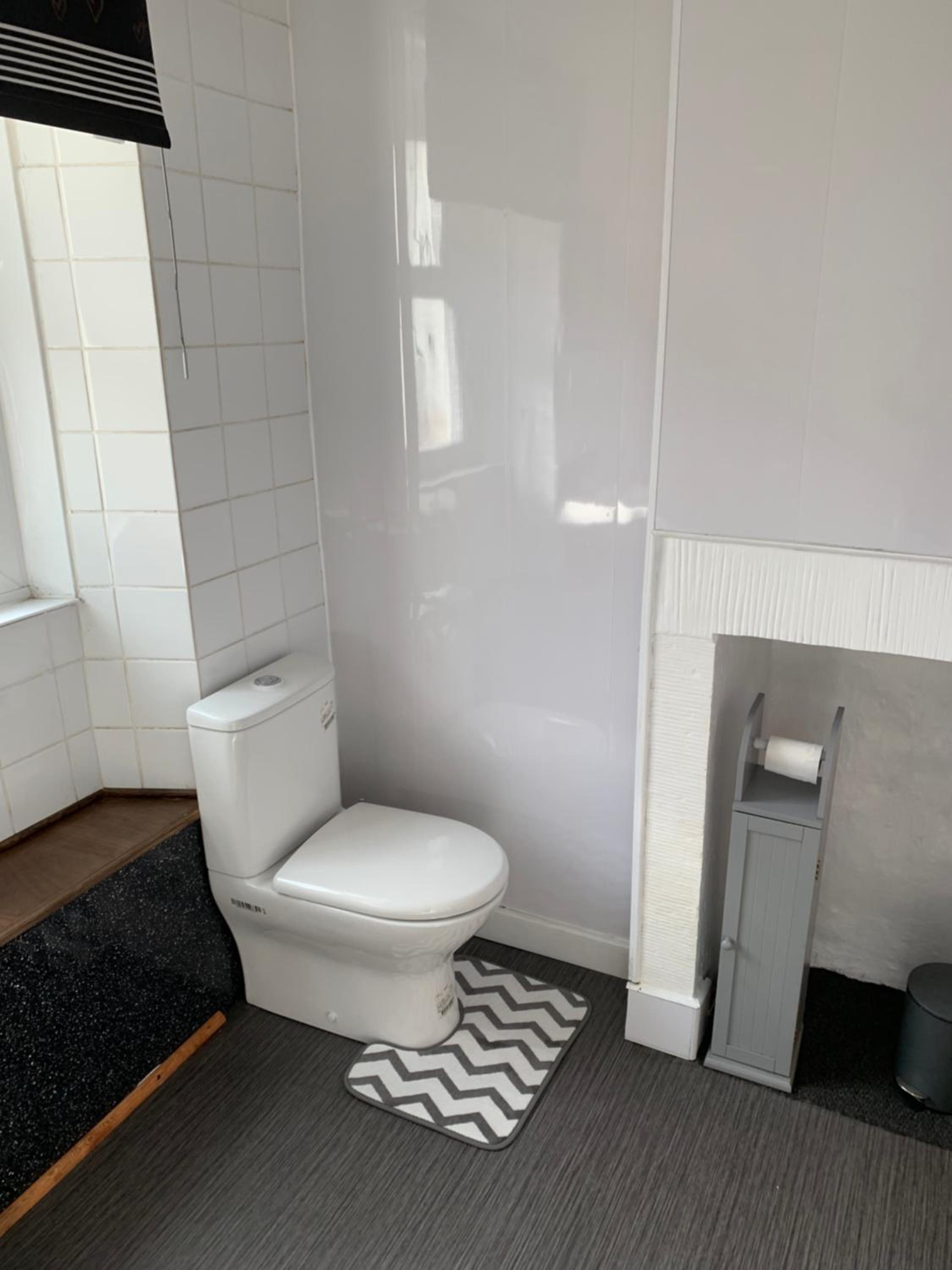One-Bedroom House photo 3