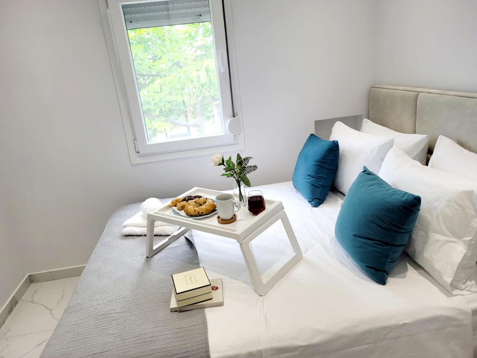 King Suite with Balcony photo 1