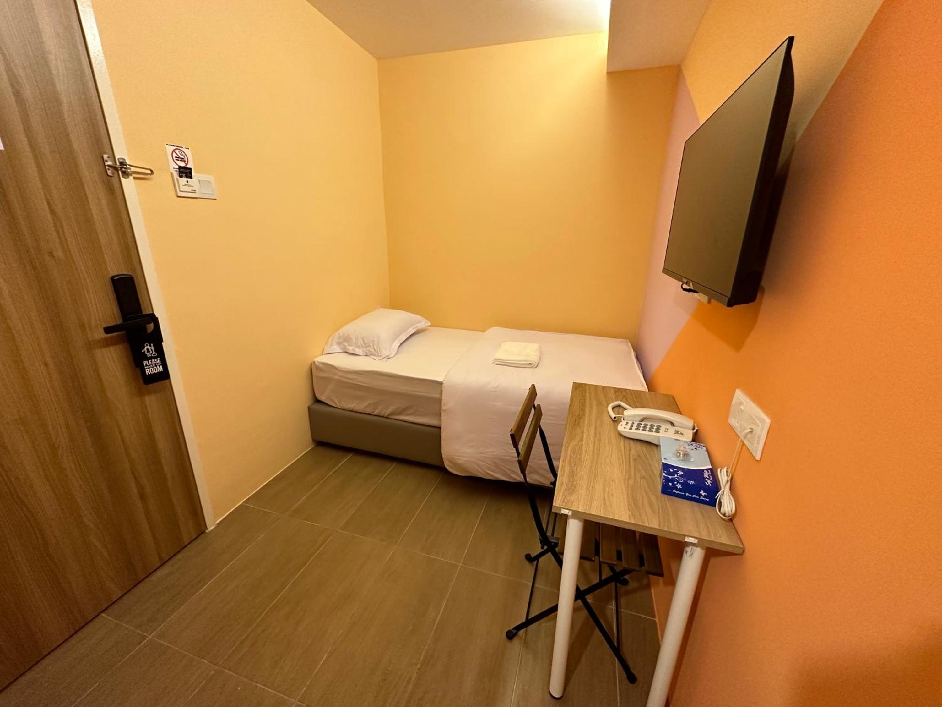 Standard Single Room - Photo 1