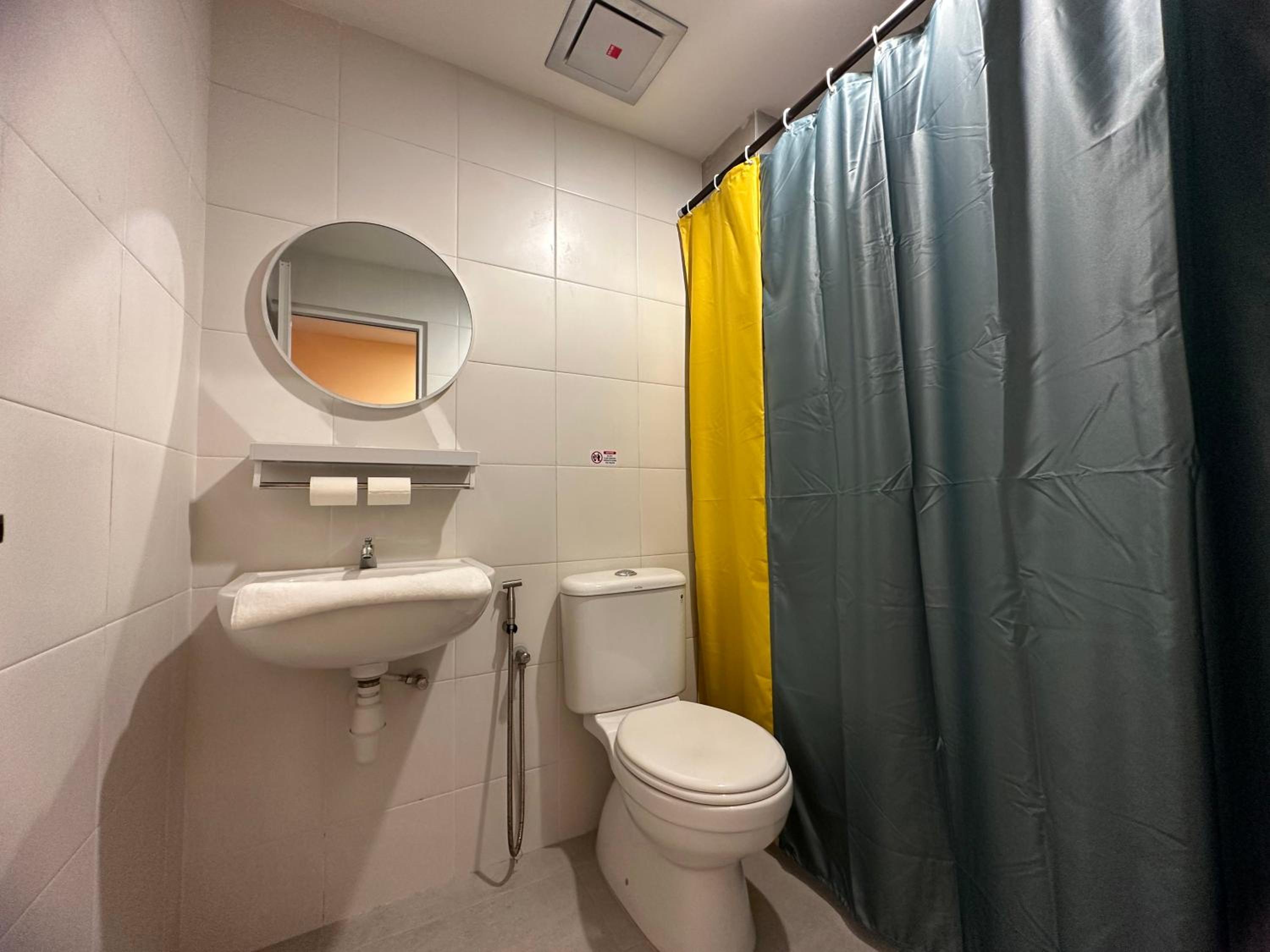 Deluxe Queen Room - Photo 4