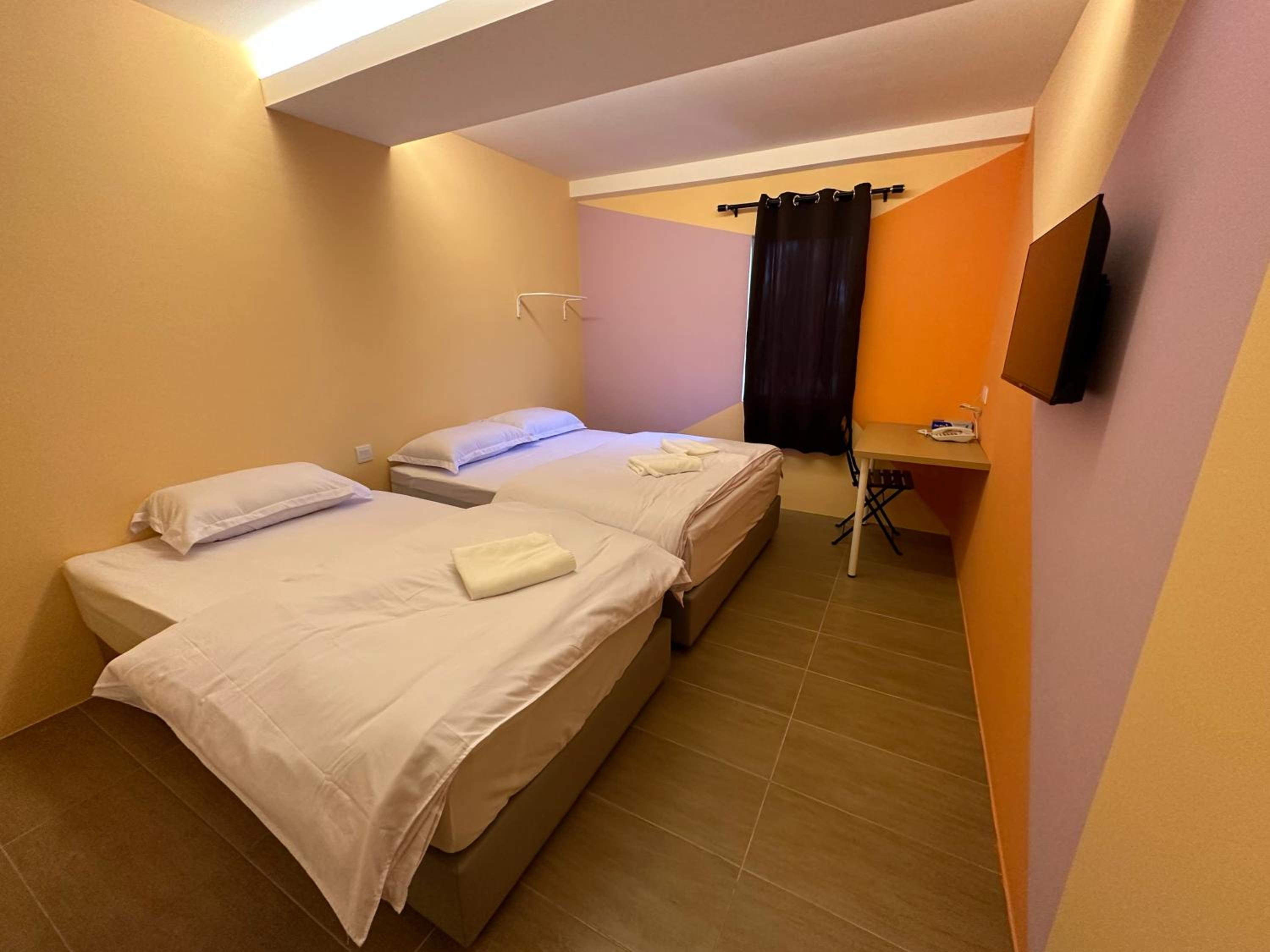 Family Suite - Photo 2