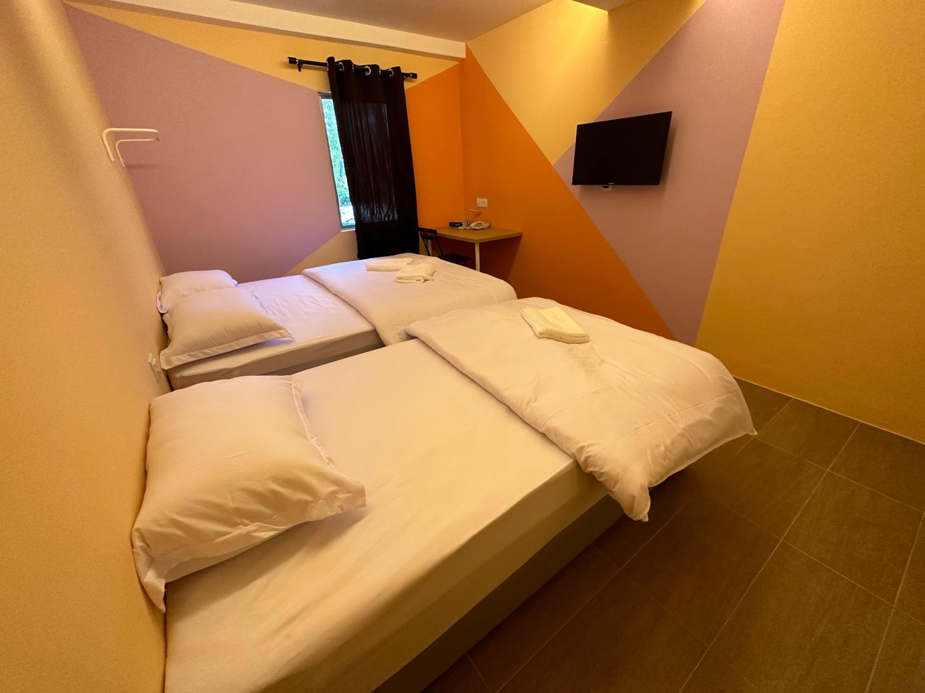 Family Suite - Photo 5