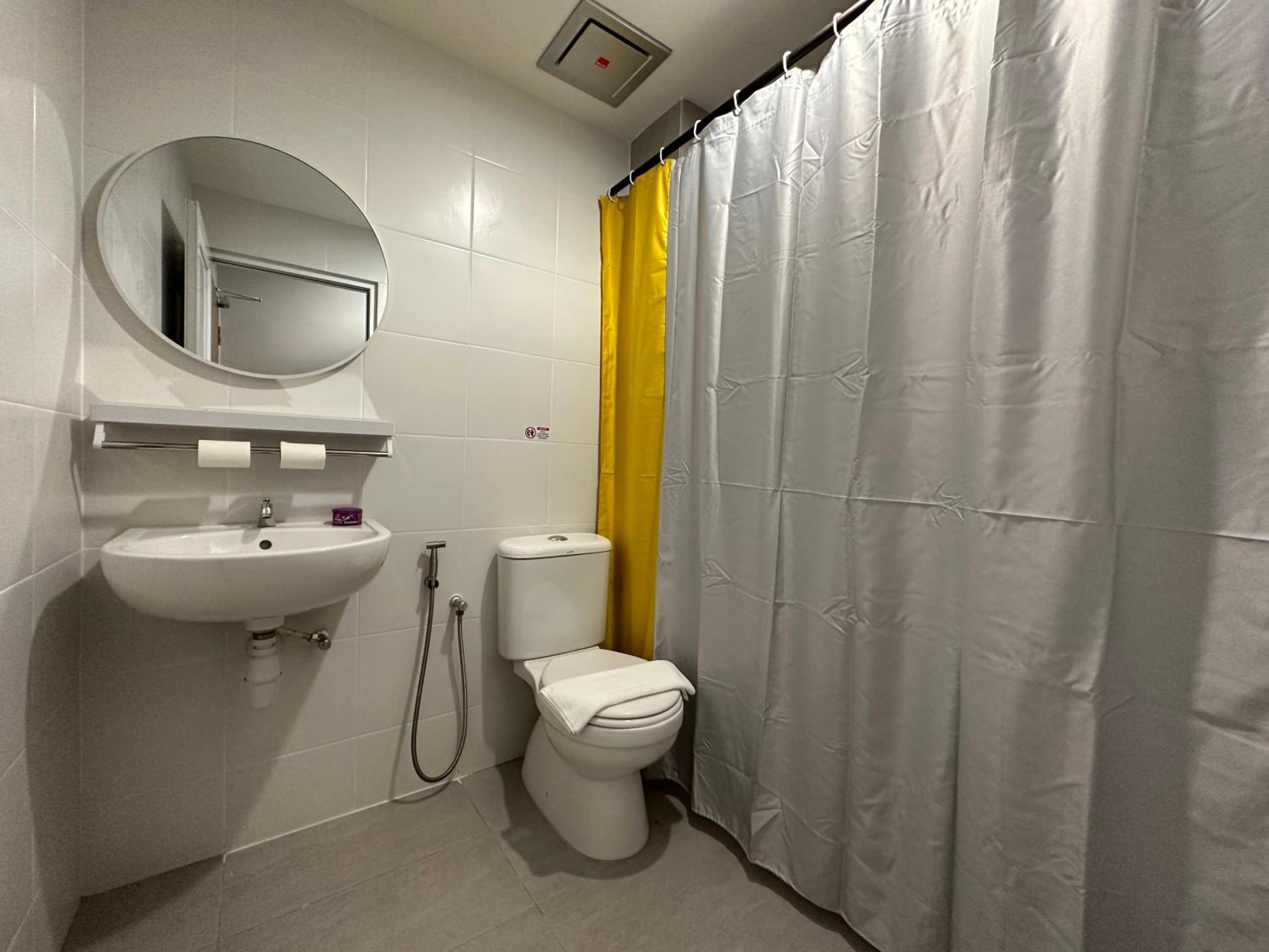 Two-Bedroom Suite - Photo 6