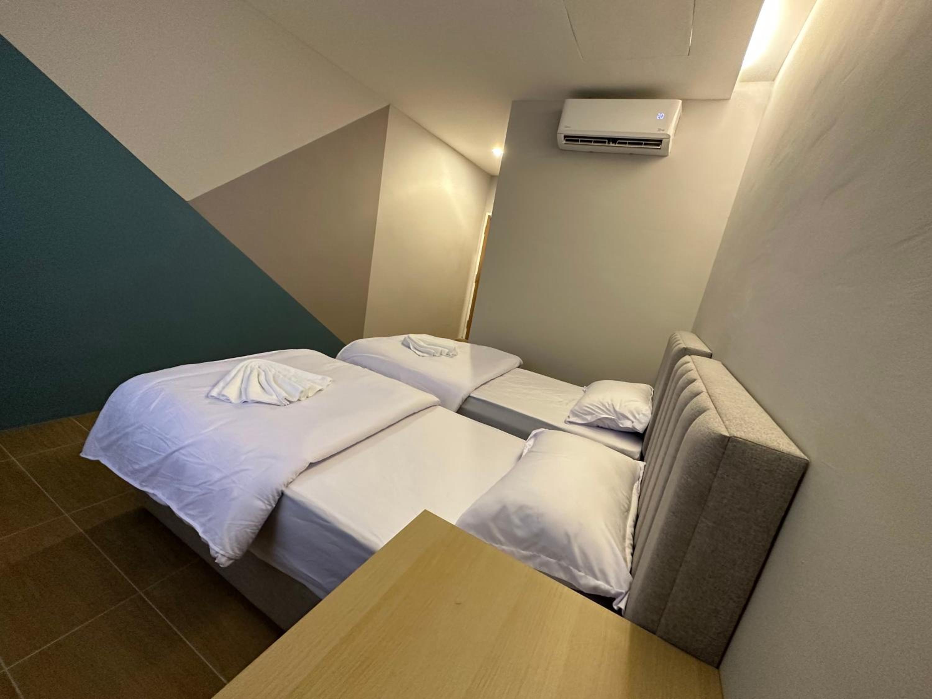 Two-Bedroom Suite - Photo 10