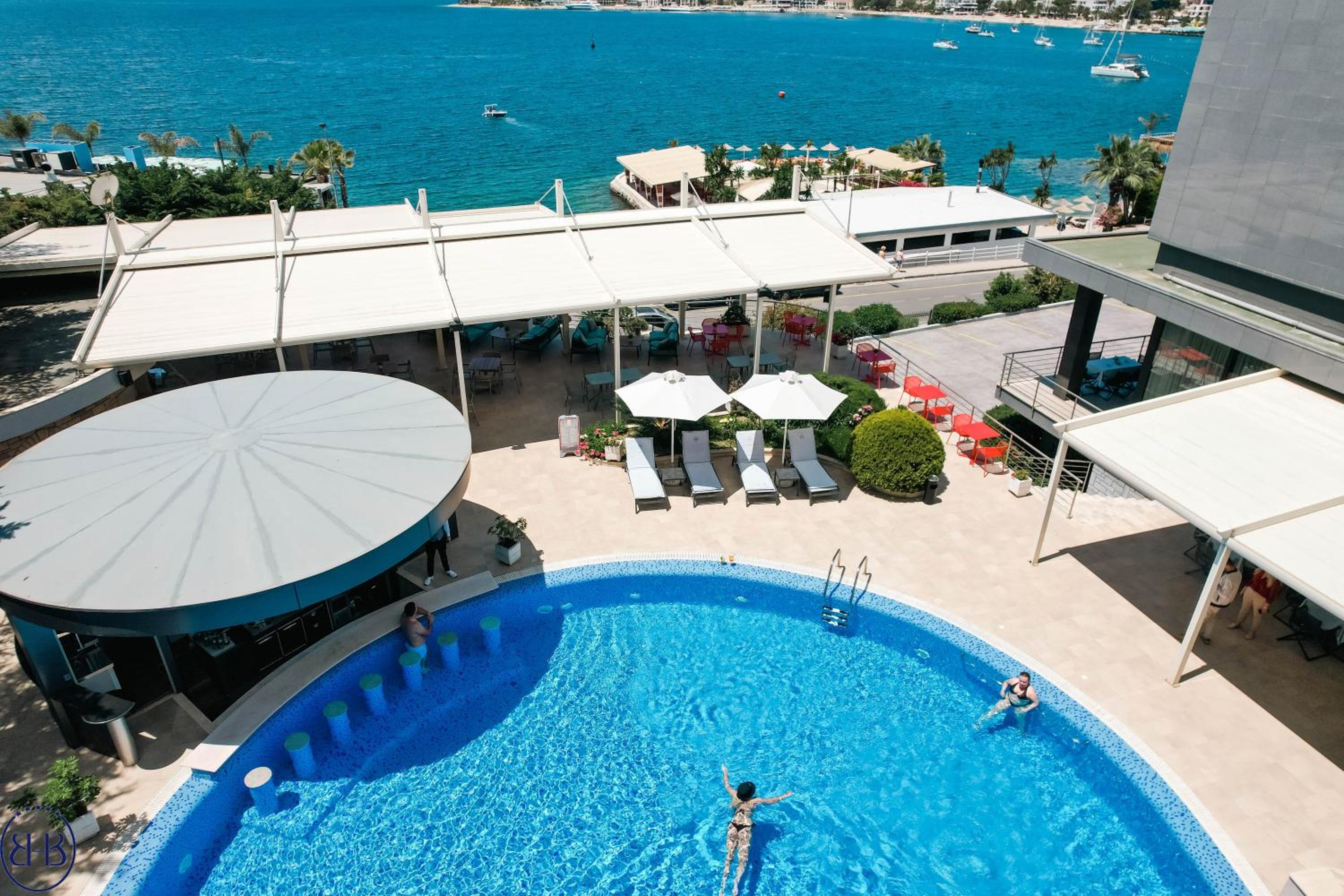 Deluxe Double Or Twin Room With Balcony And Side View