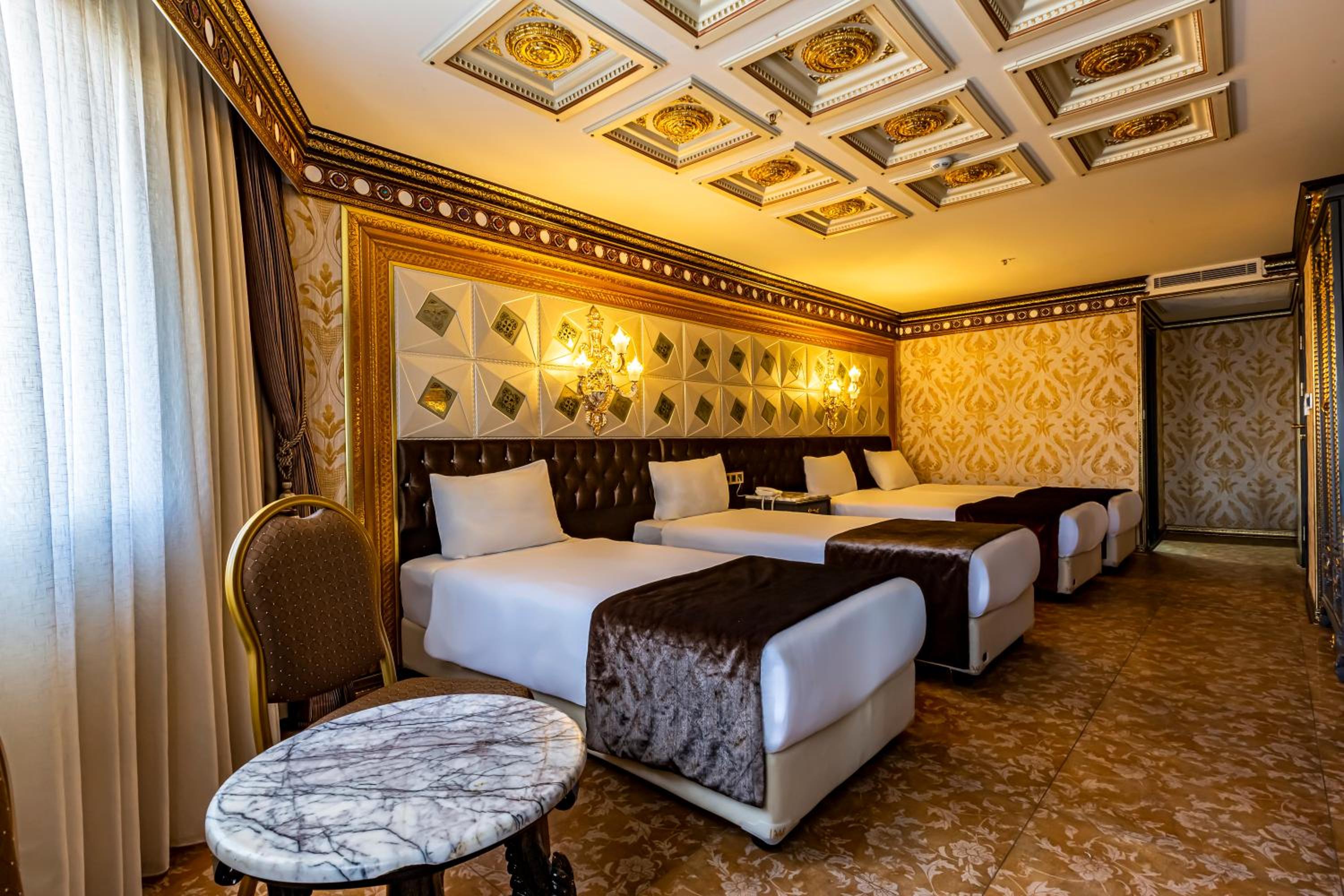 Deluxe Quadruple Room photo 1
