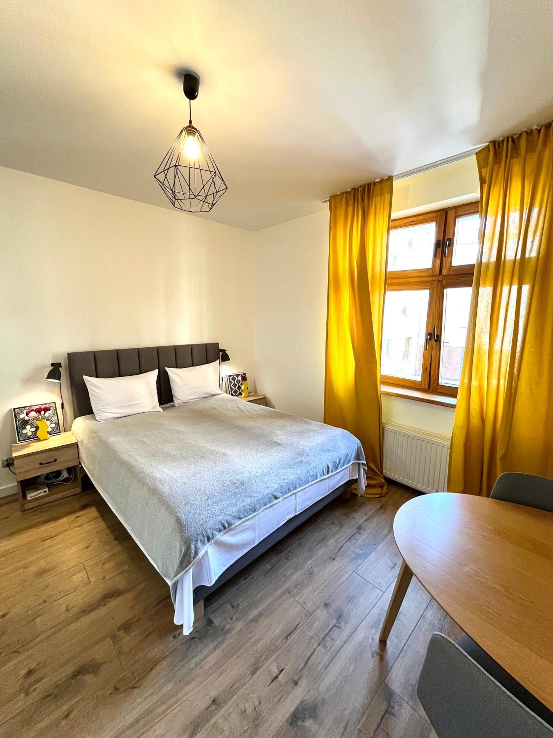 Studio Apartment photo 1