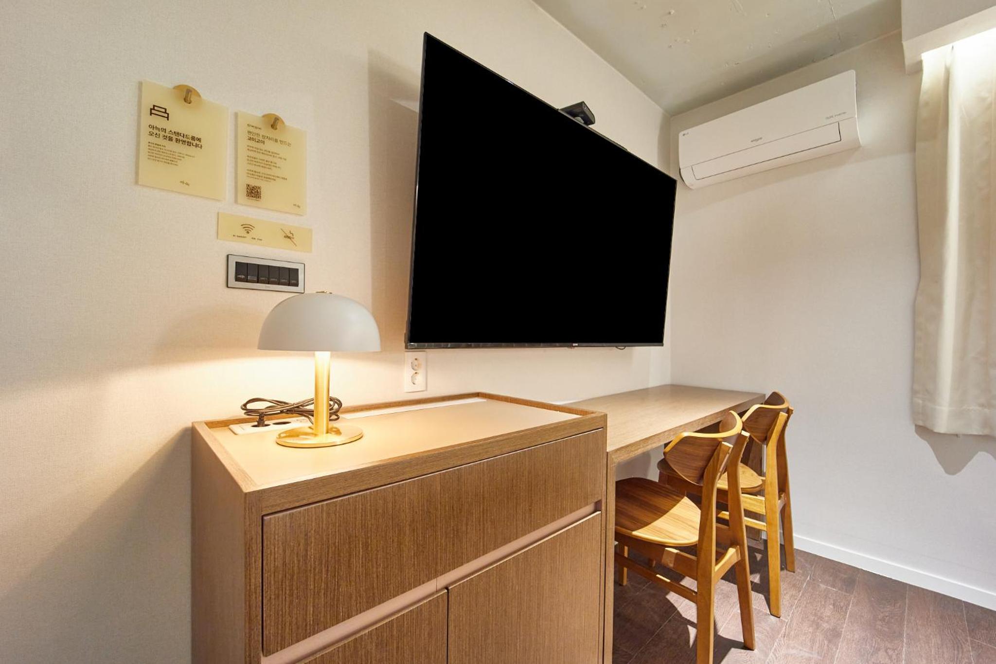Standard - Photo 5