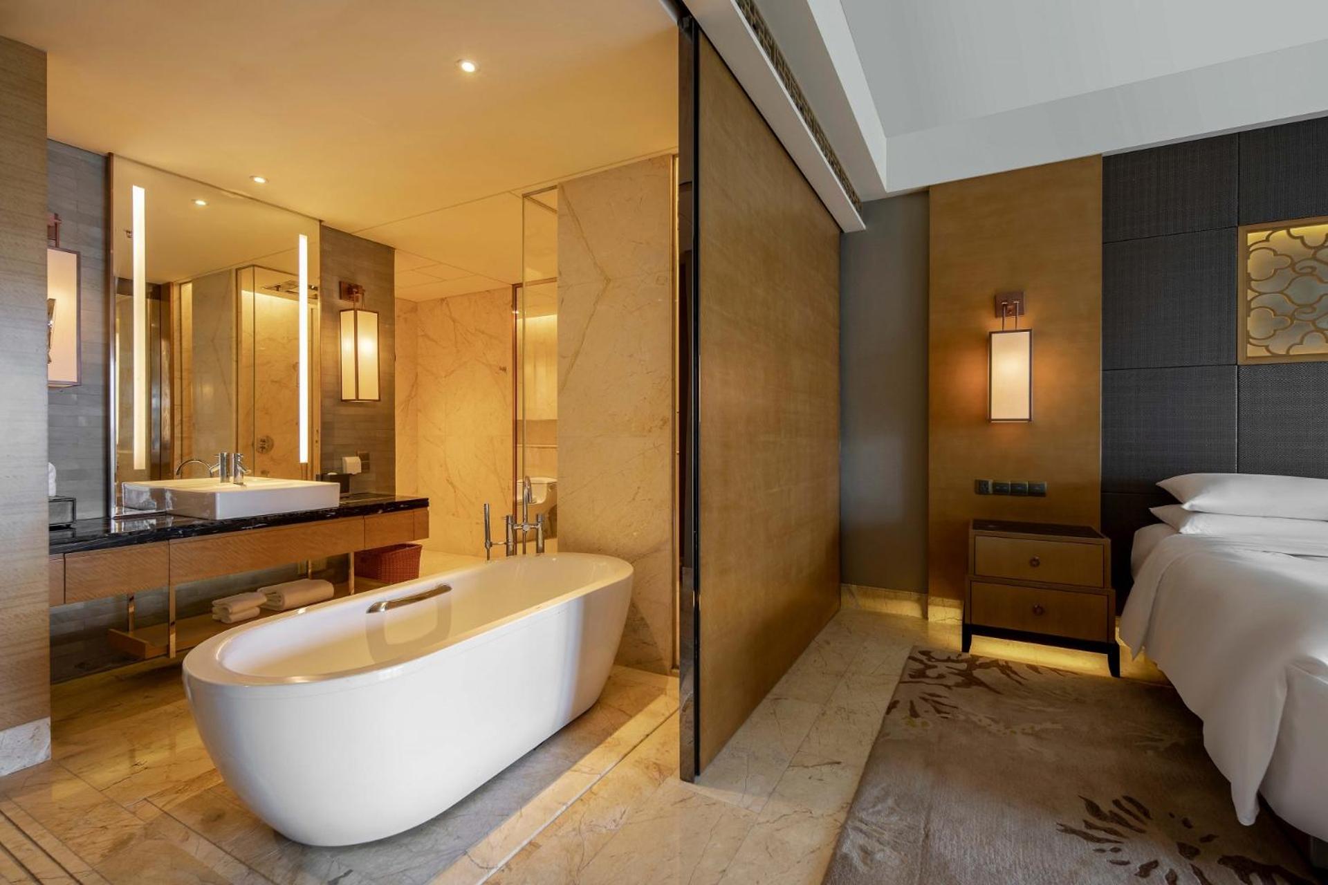 Premier King Room with Sea View photo 2