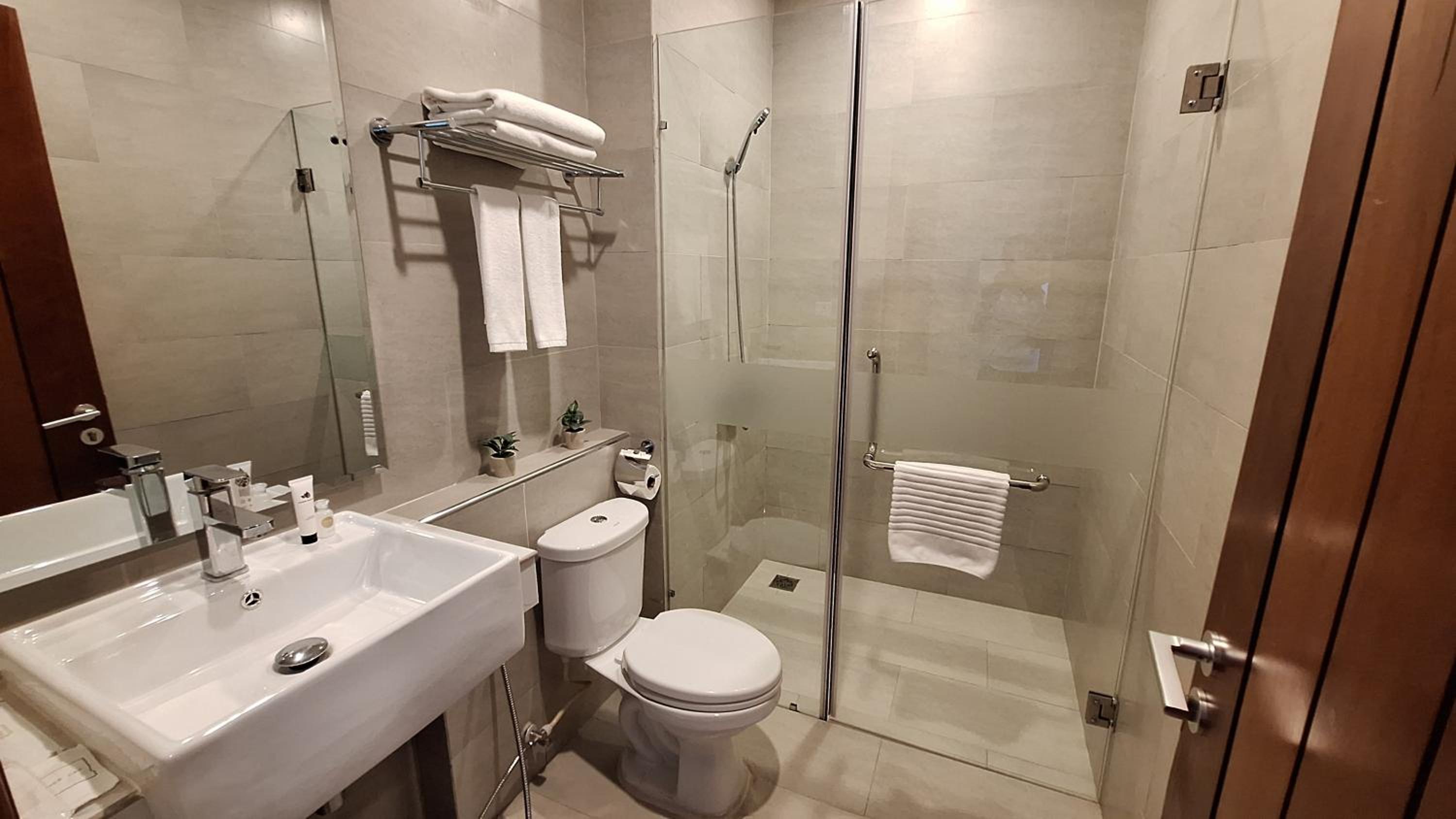 Superior Twin Room - Photo 8