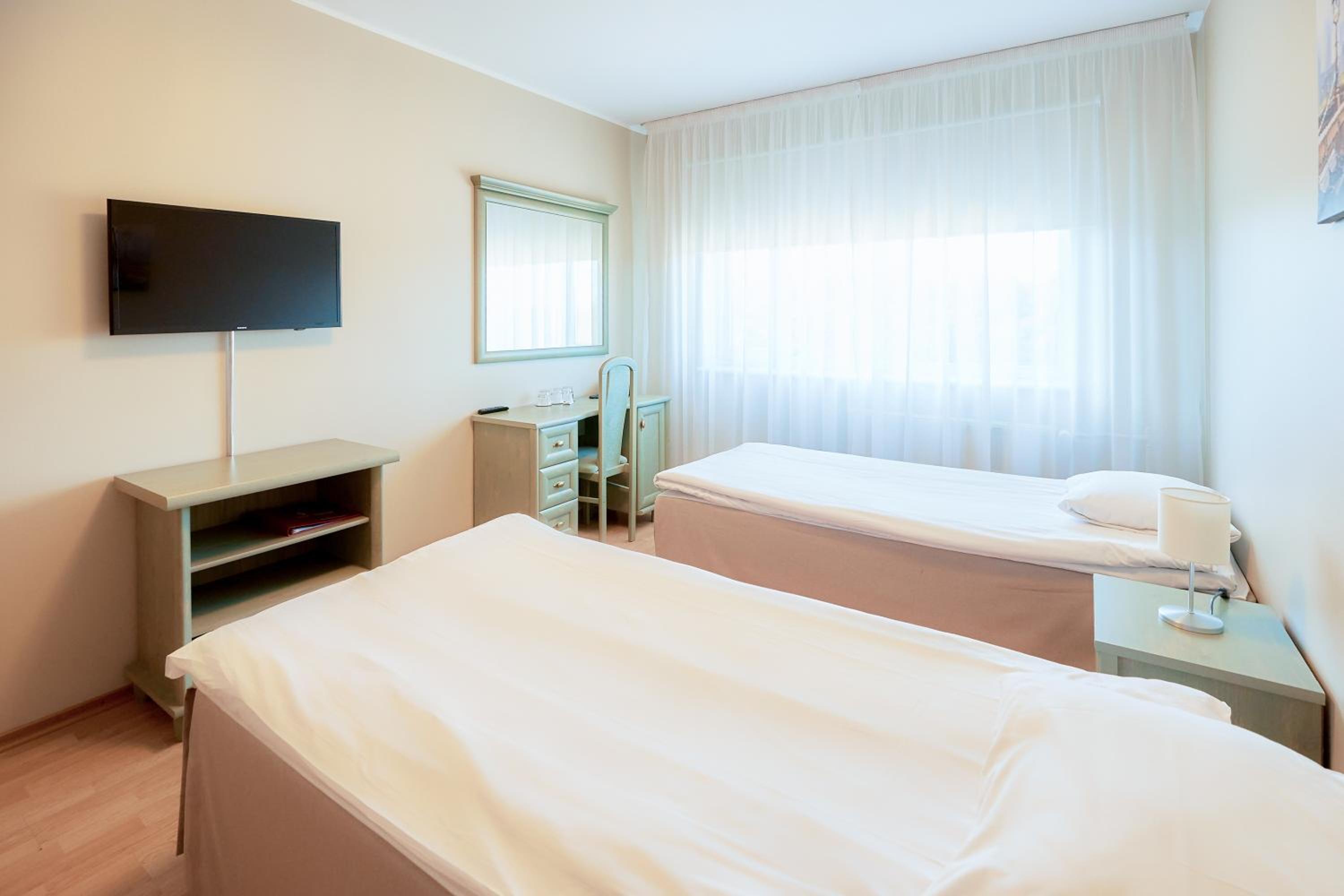 Standard Triple Room - Photo 2