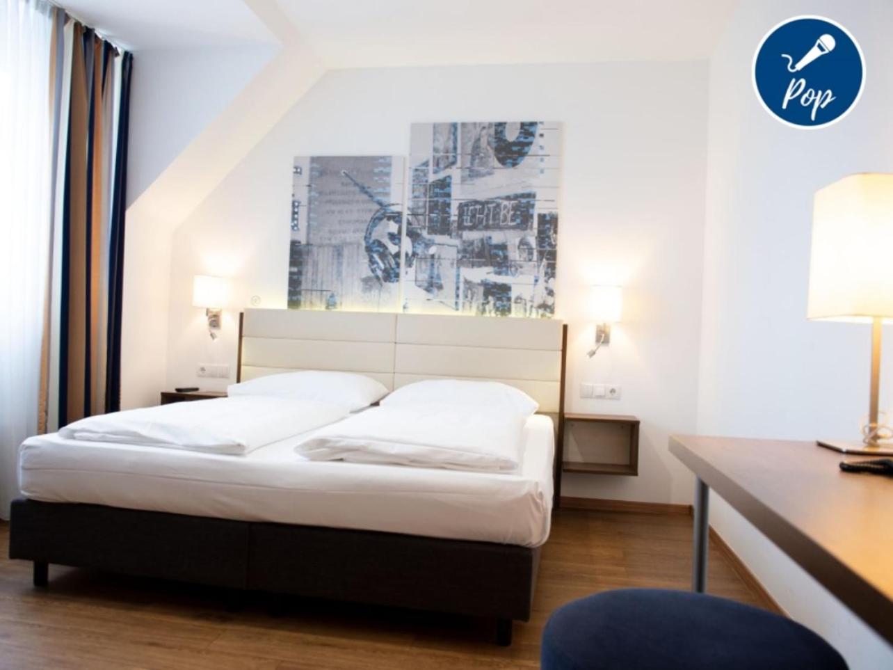 Superior Double Room Pop with Courtyard View photo 1