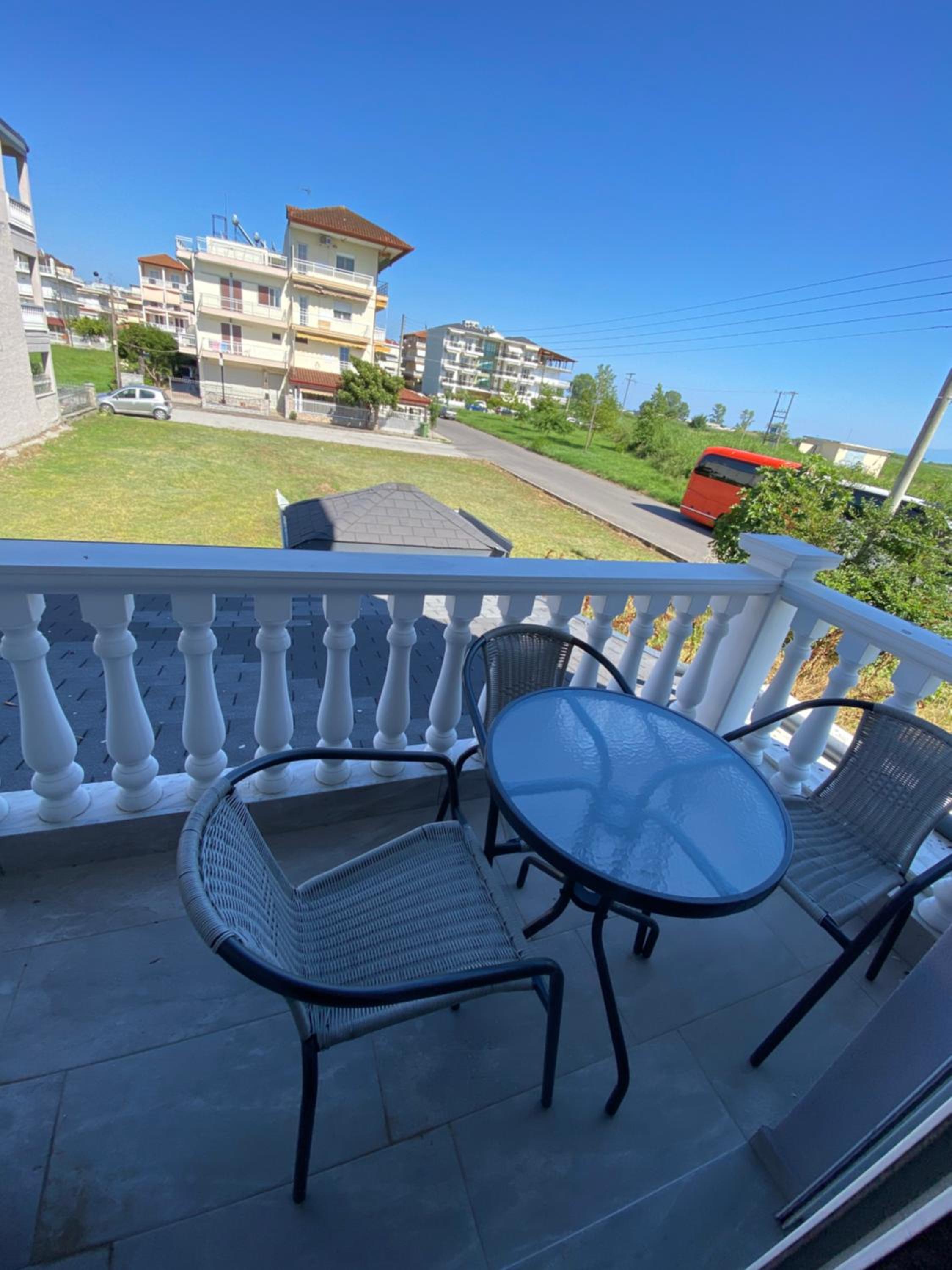 Studio with Balcony photo 3